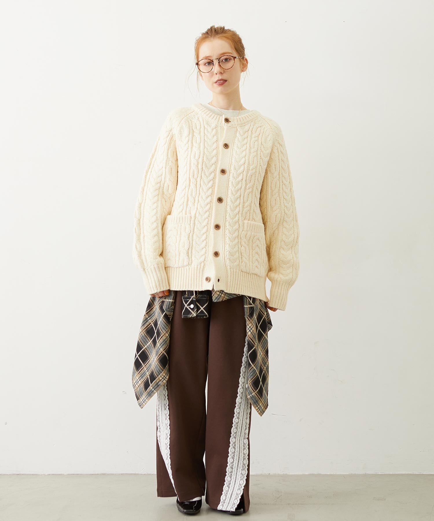 LACE LINE PANTS