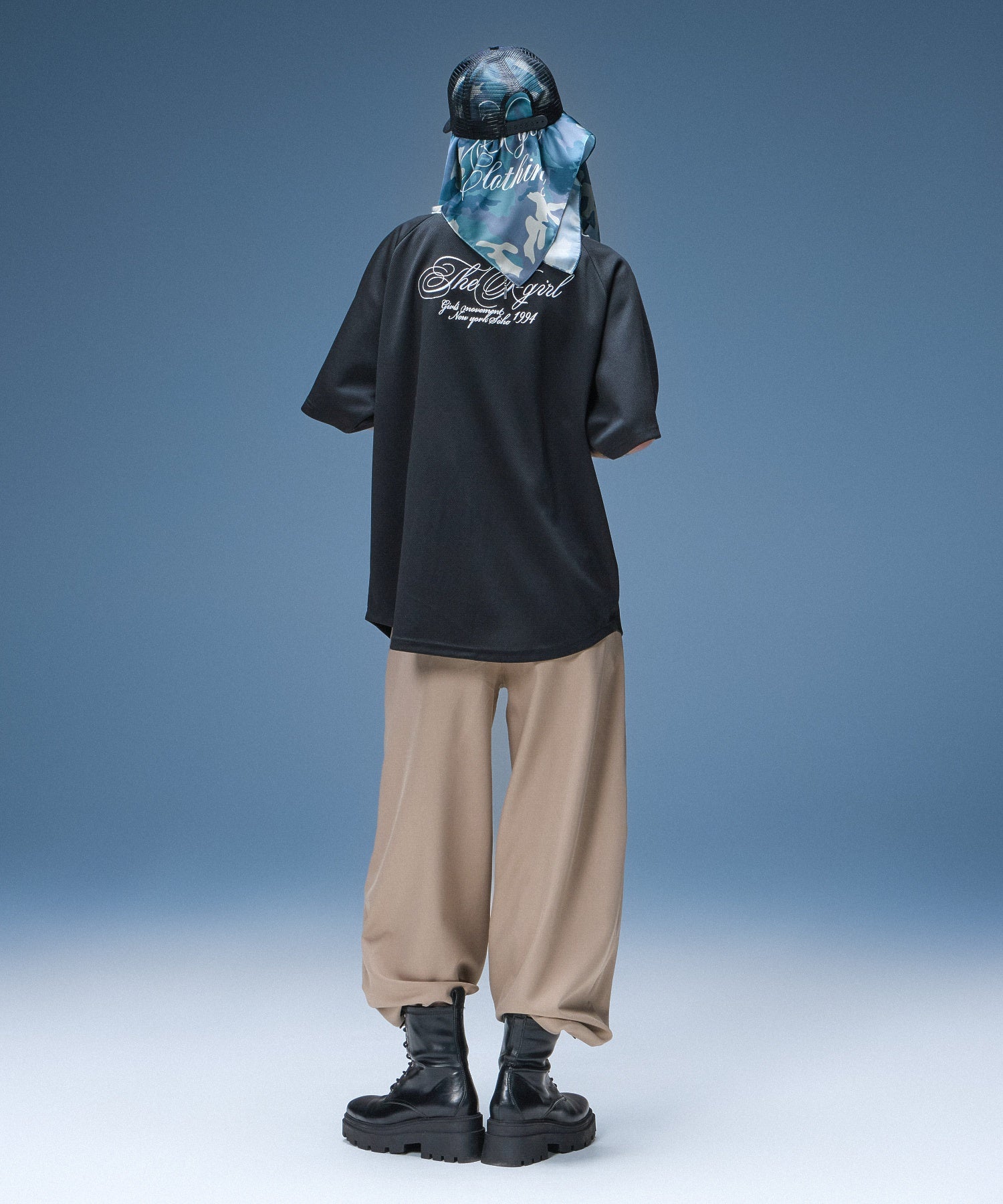 SCRIPT LOGO BASEBALL SHIRT