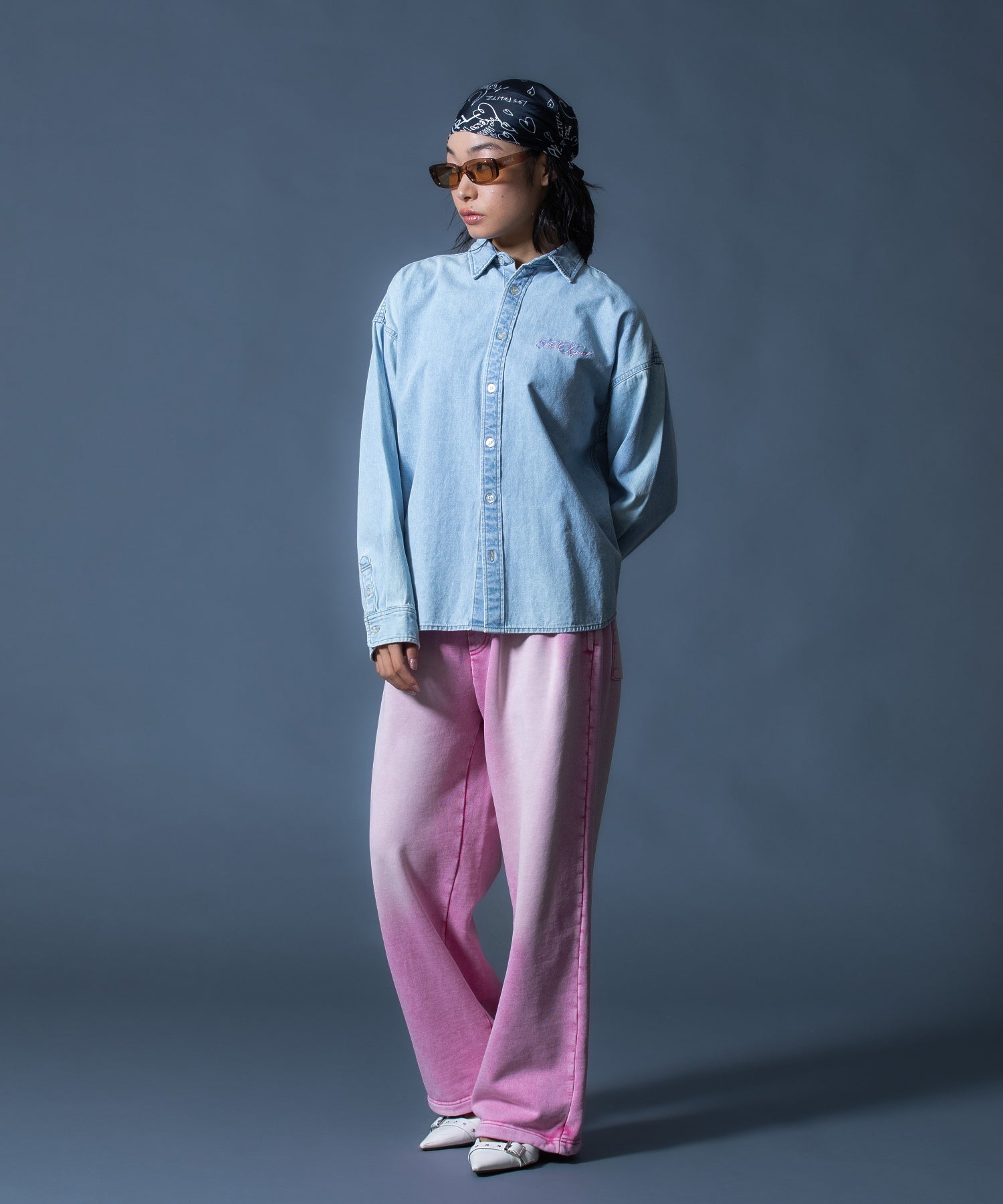 SCRIPT LOGO BLEACHED DENIM SHIRT