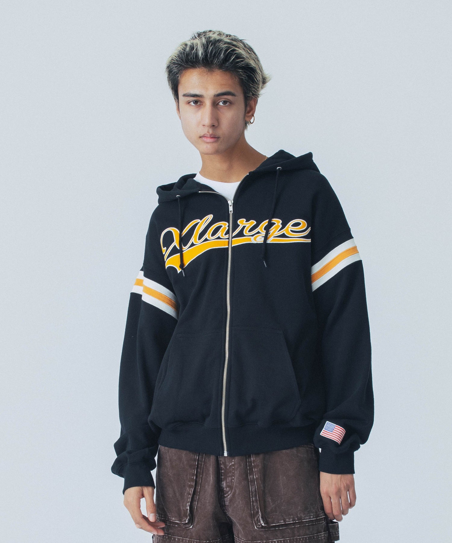 LINE ZIP UP HOODED SWEATSHIRT