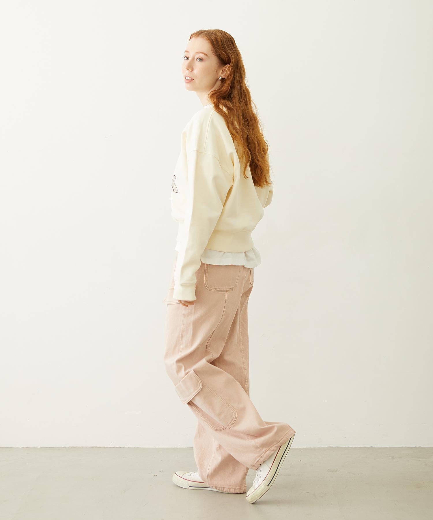 STITCHED HEART LOGO SHORT CREW SWEAT