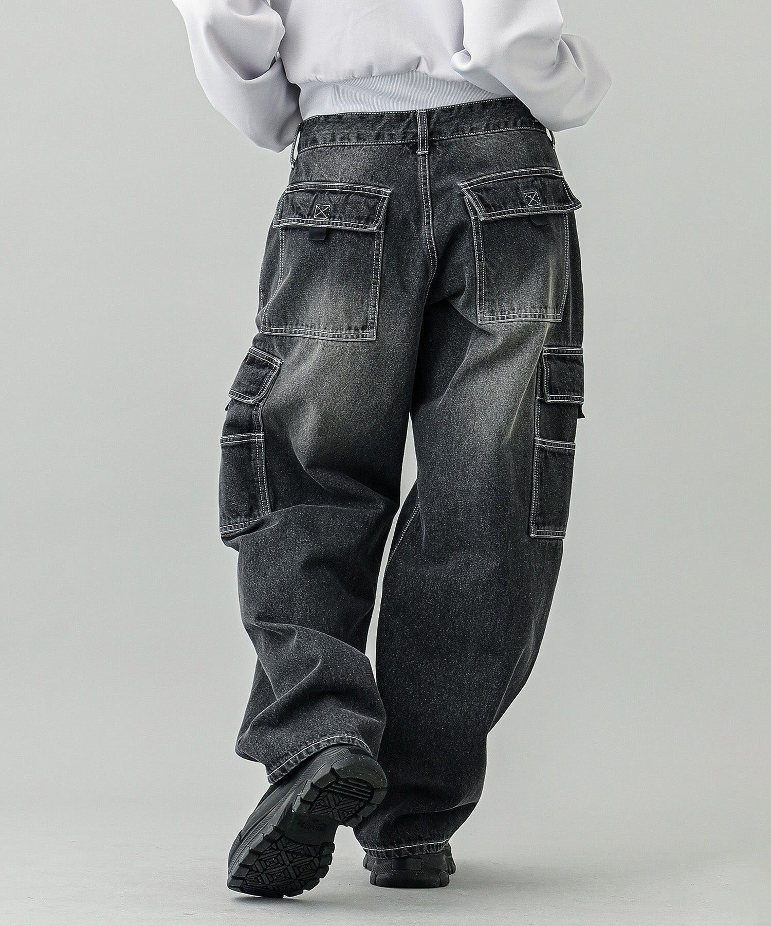 model　H:161cm 着用サイズ:M