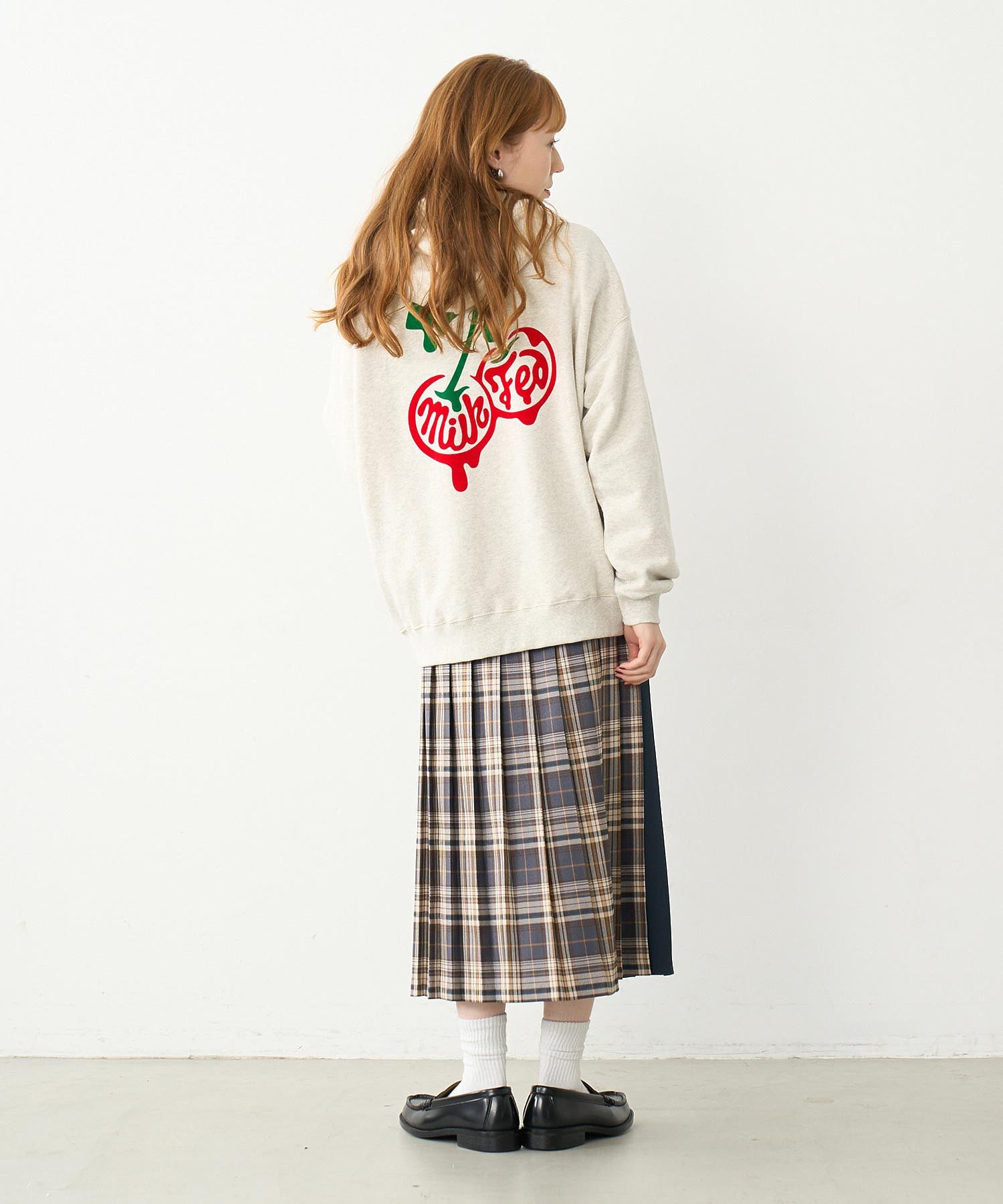 MELTY CHERRY SWEAT HOODIE