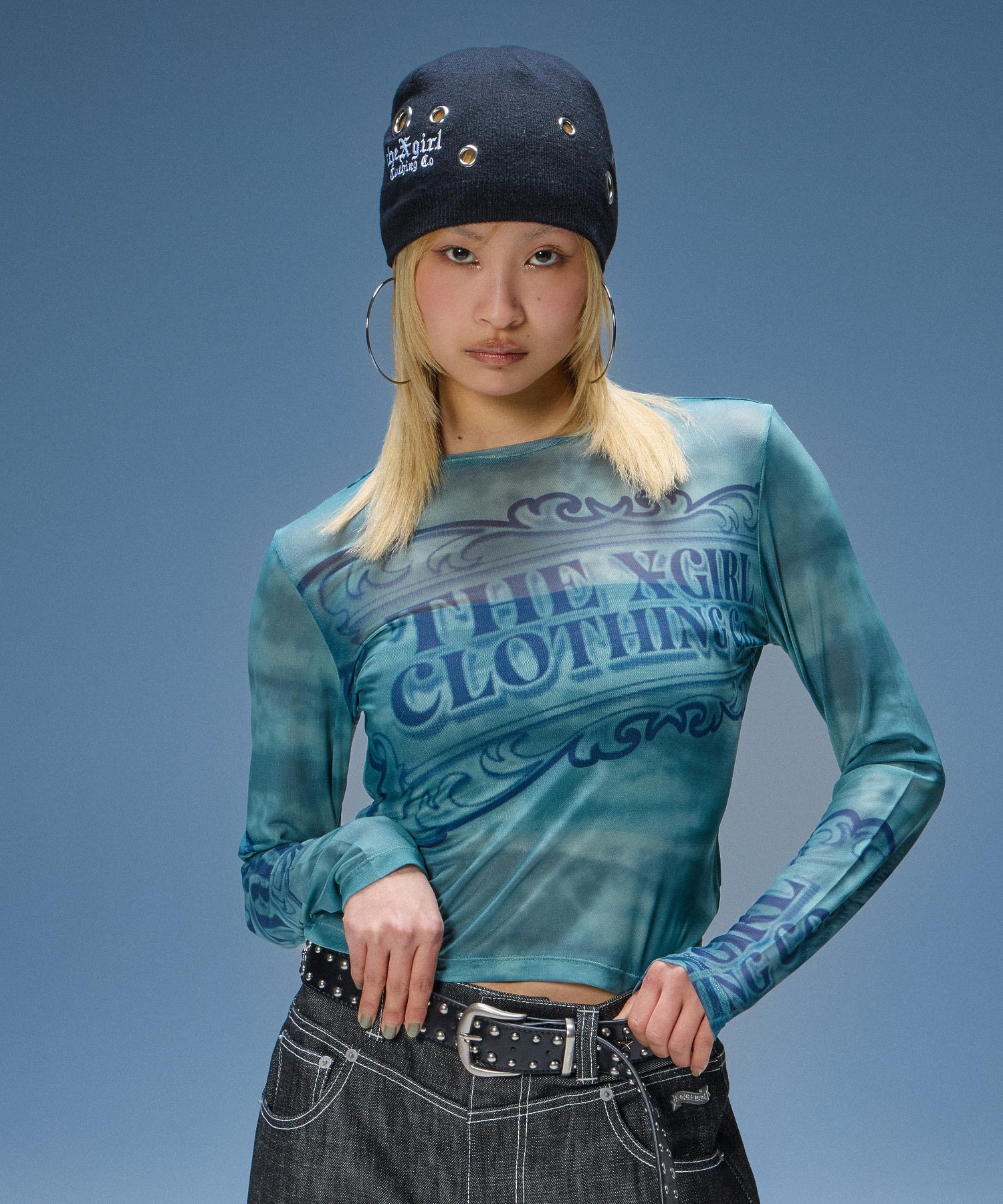 EYELET BEANIE