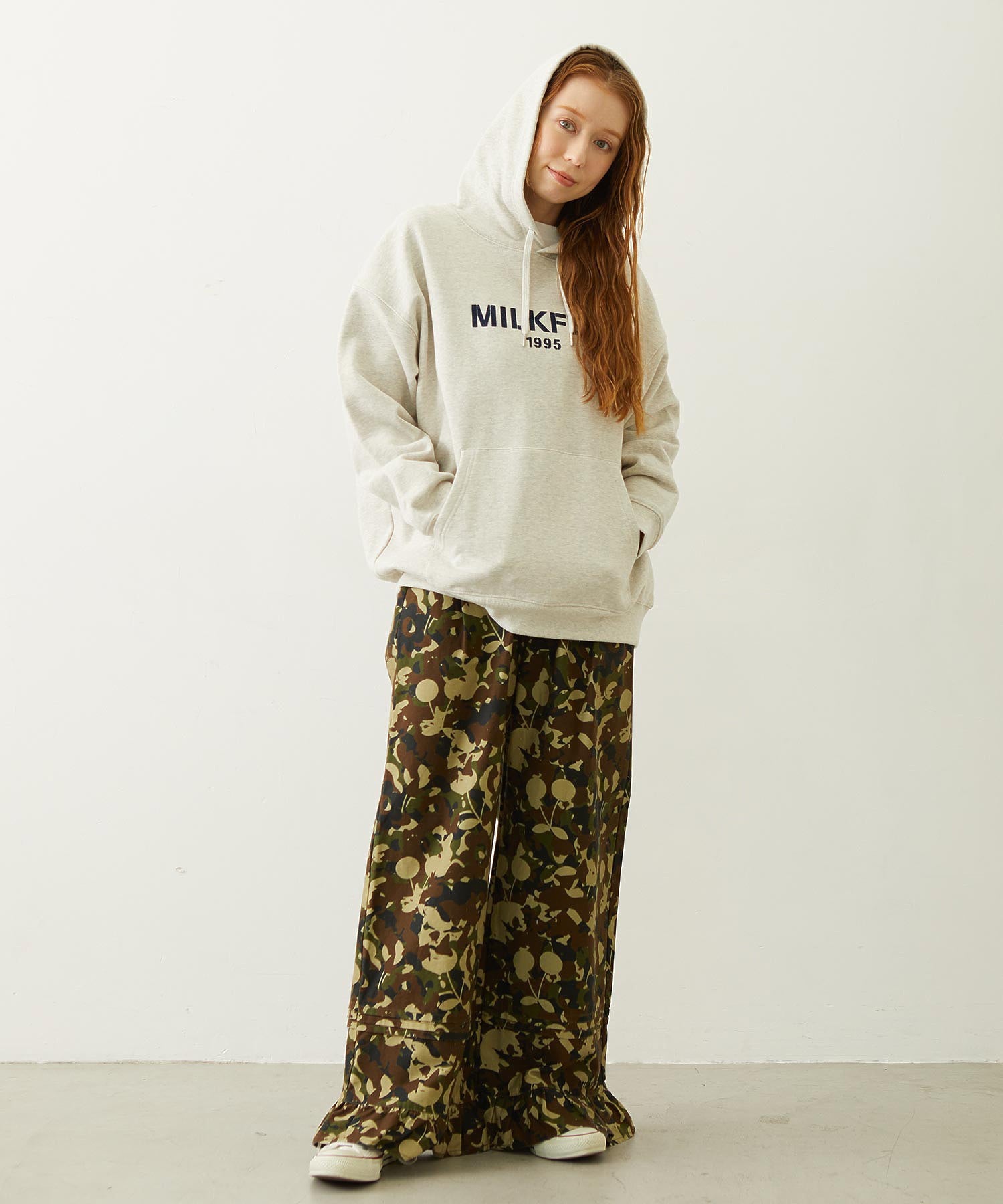 STENCIL LOGO SWEAT HOODIE