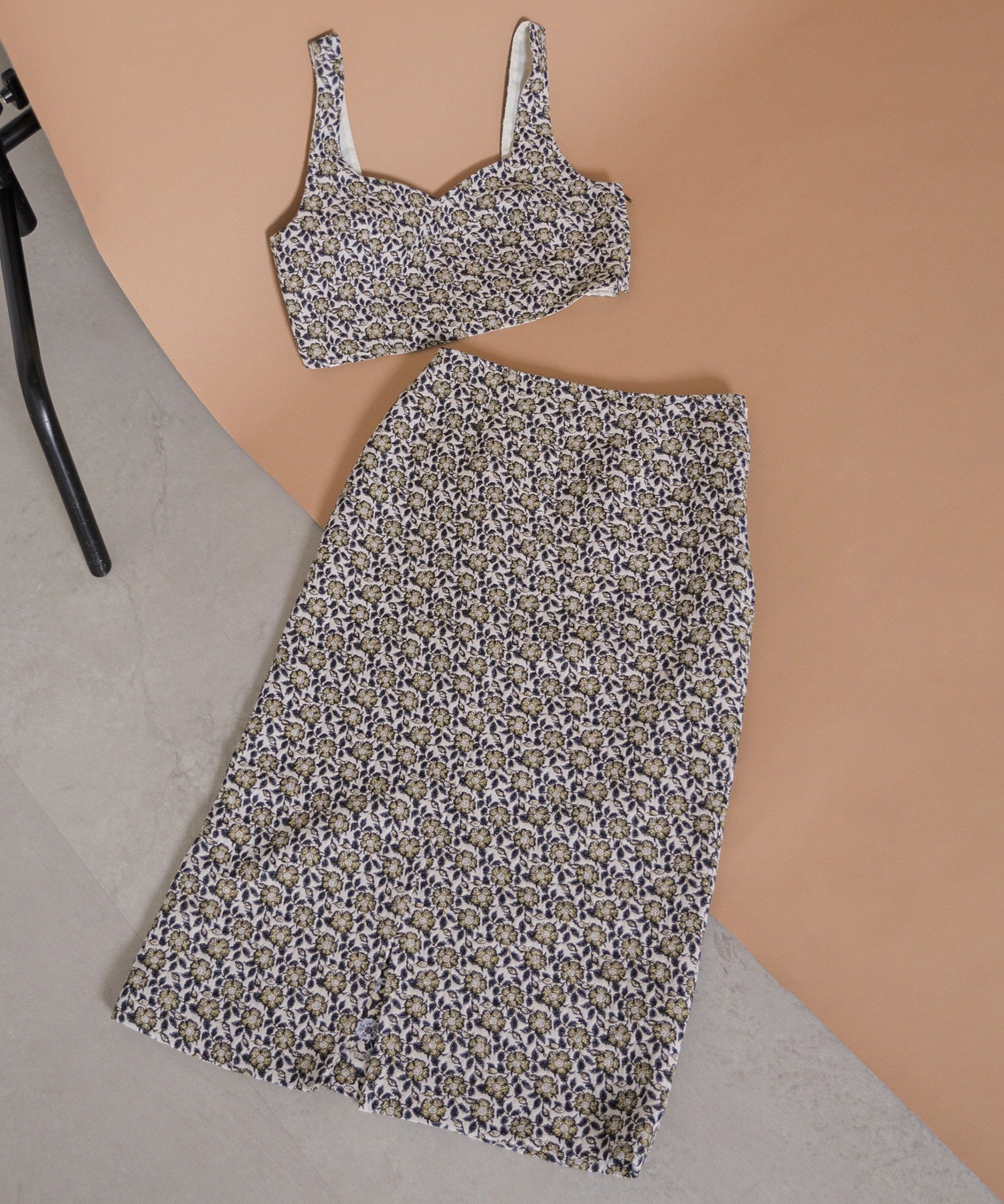 mici/フラワージャカードビスチェ