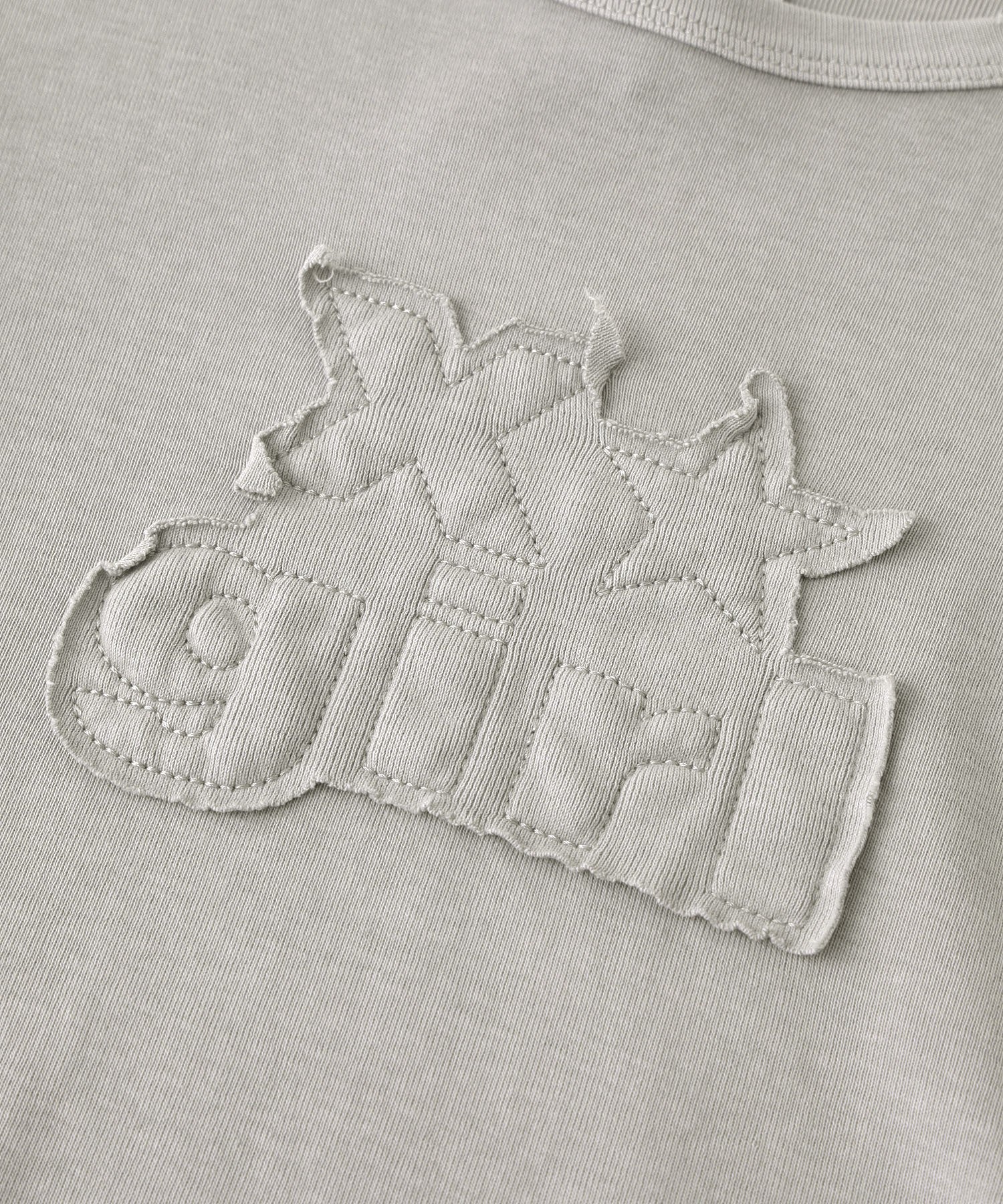 DISTRESSED LOGO PATCH L/S COMPACT TOP
