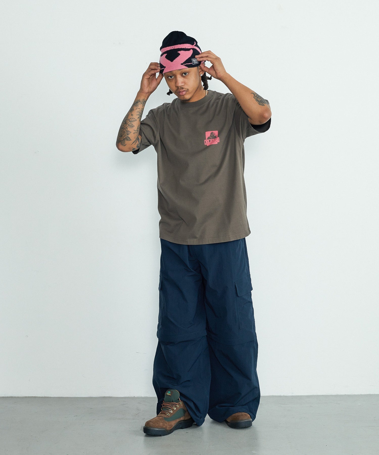 X MONSTER LOGO BEANIE