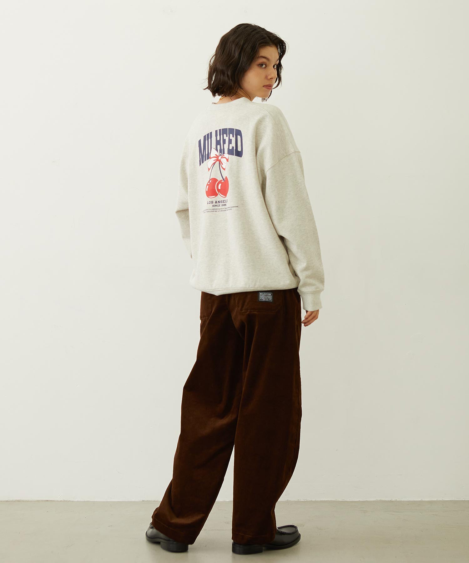 RIBBON AND CHERRY SWEAT TOP