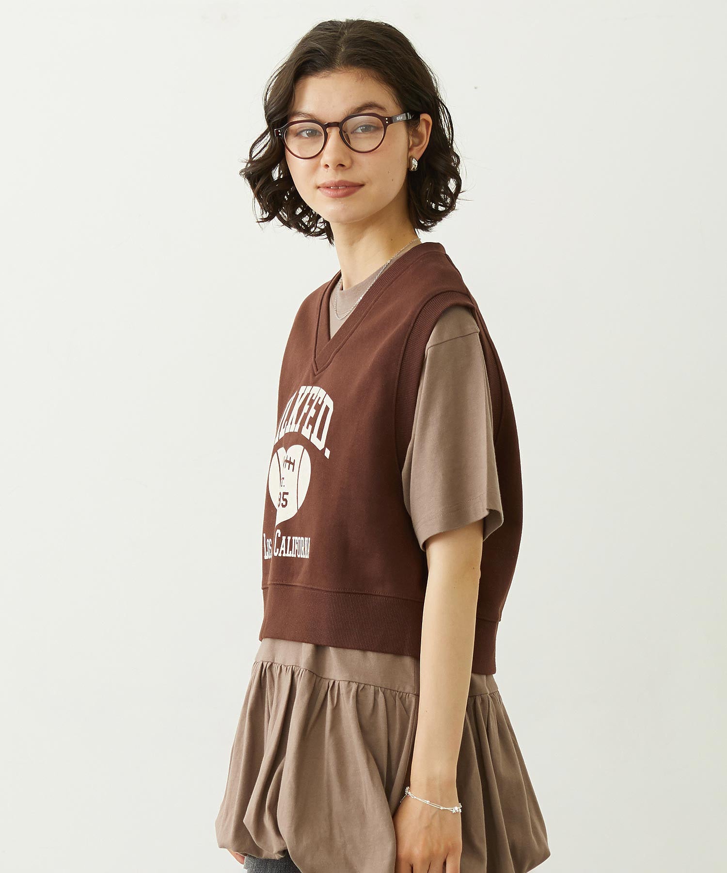 COLLEGE LOGO V-NECK SWEAT VEST