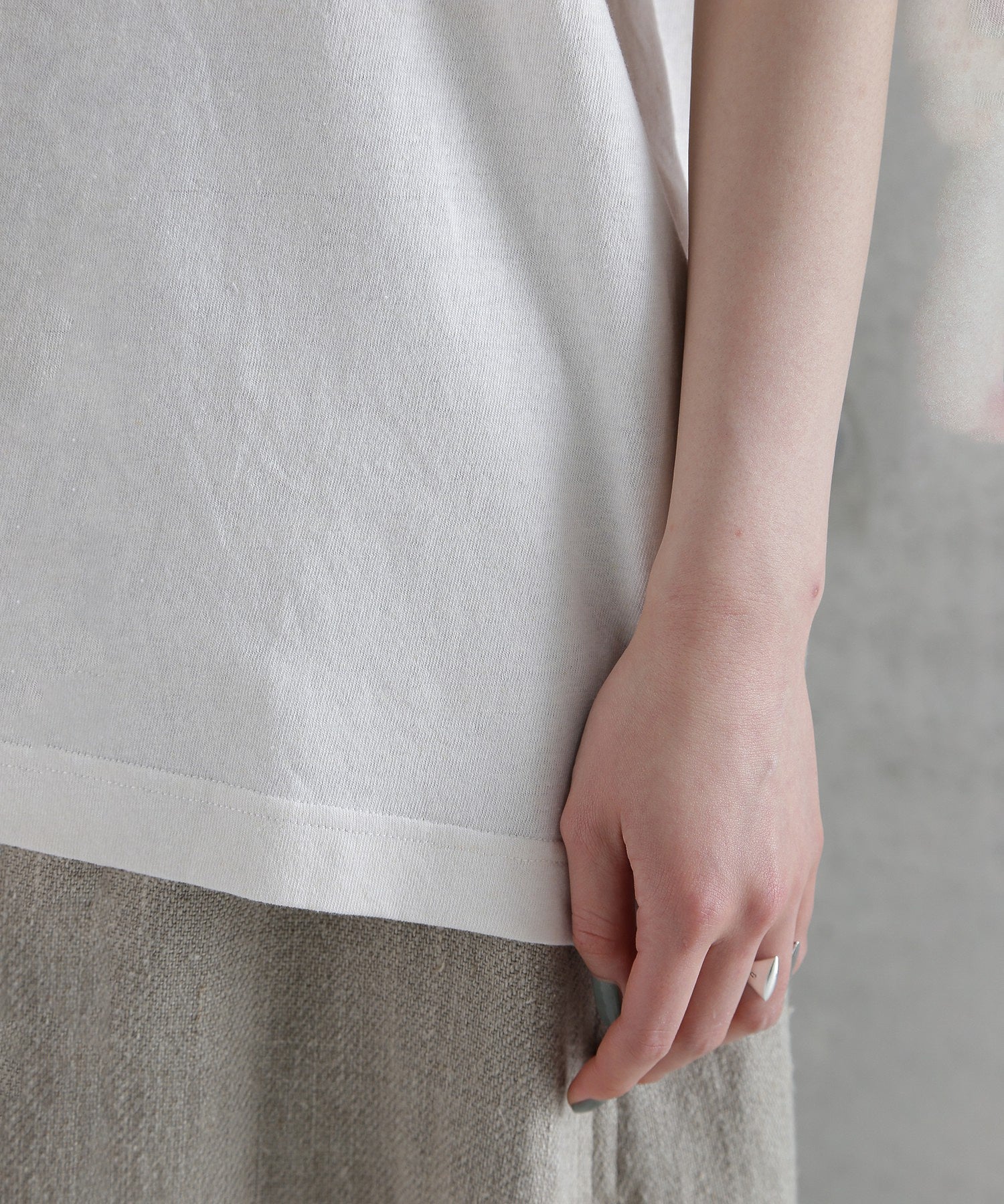 【WEB・一部店舗限定】麻ブレンドロゴTシャツ