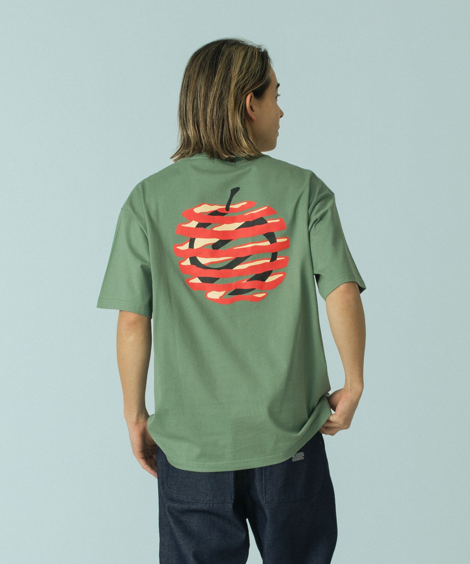 model：H174 着用サイズ：L