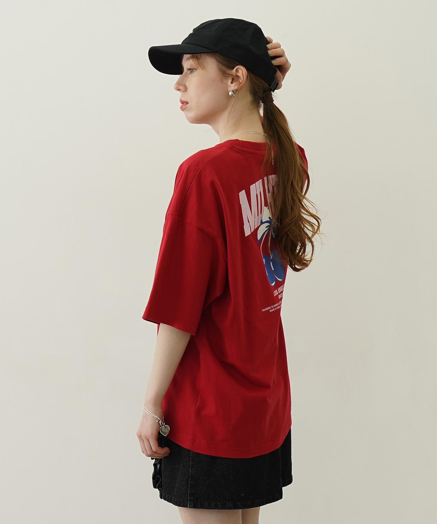 CHERRY AND RIBBON WIDE S/S TEE