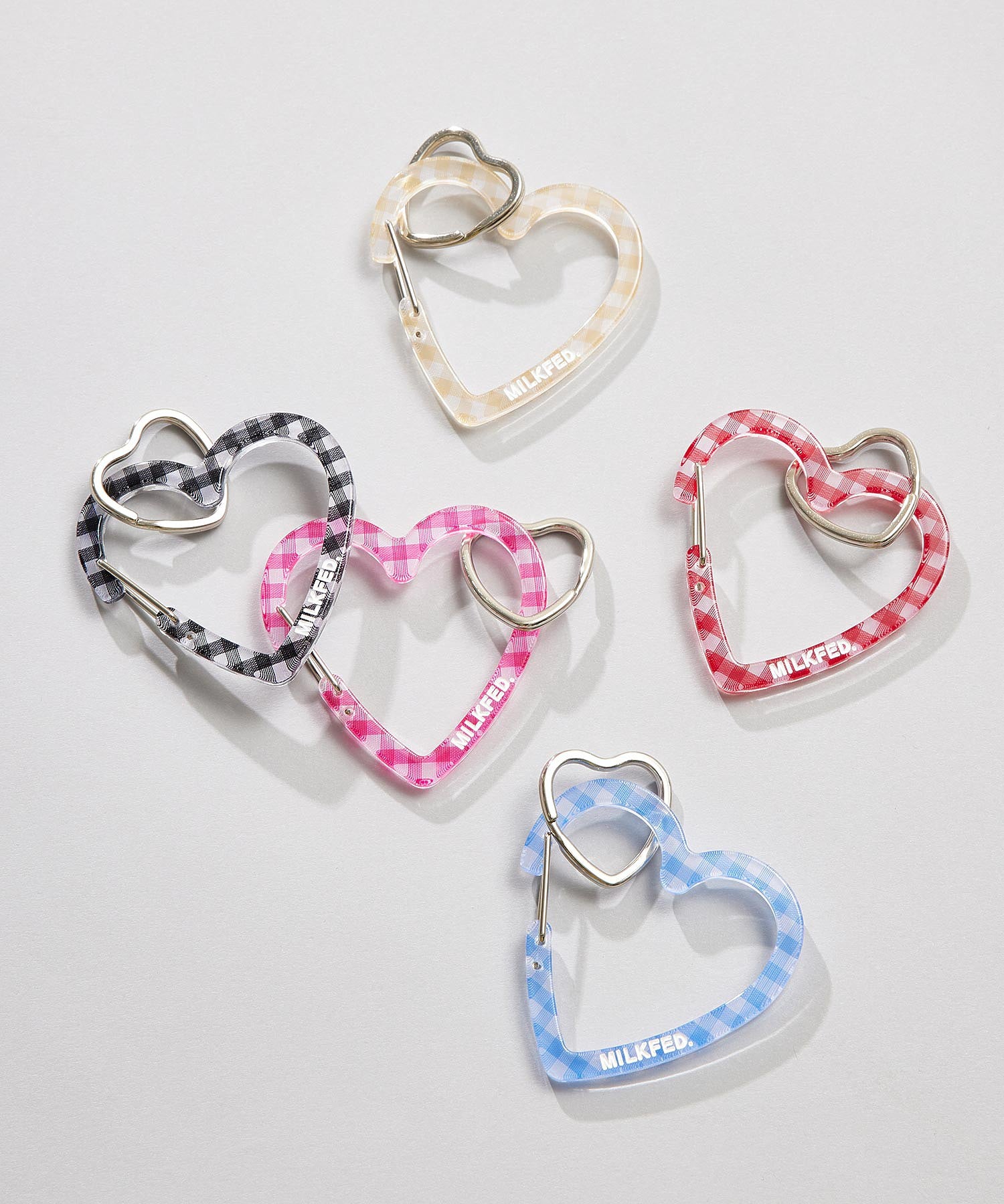 NEO HEART CARABINER GINGHAM MILKFED.