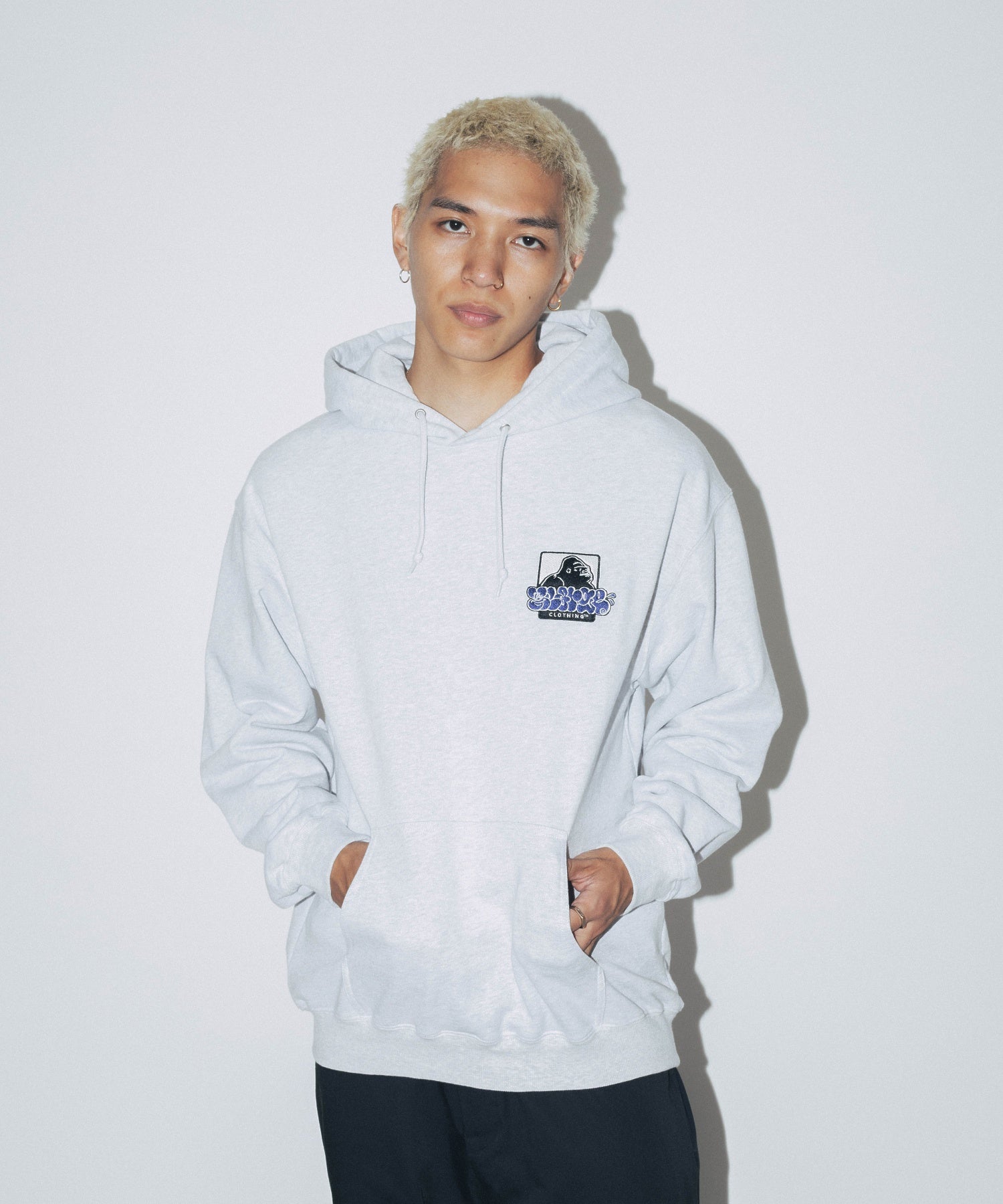 MODEL 身長180cm / 着用サイズ：Lサイズ