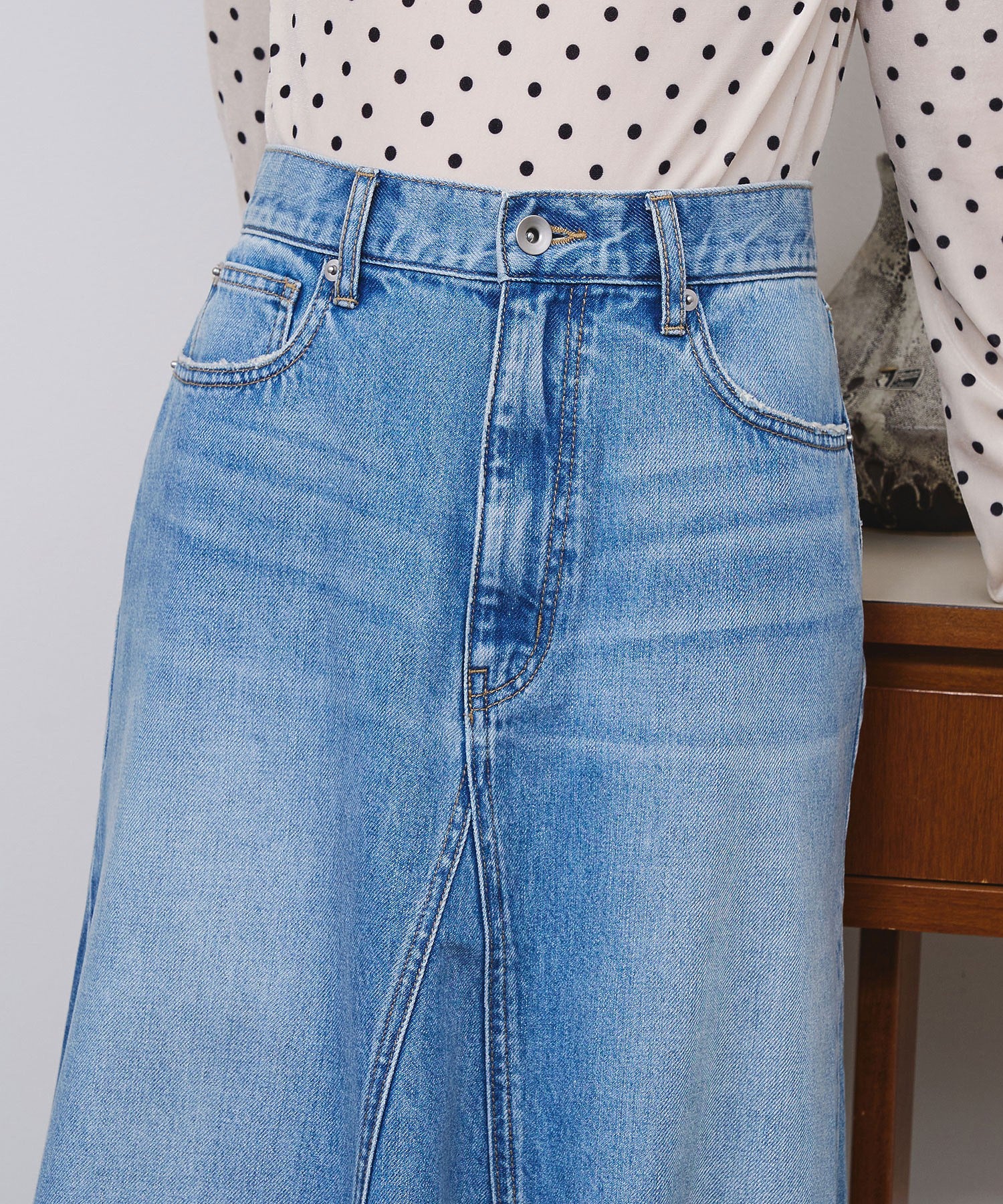 PANEL DENIM MINI SKIRT