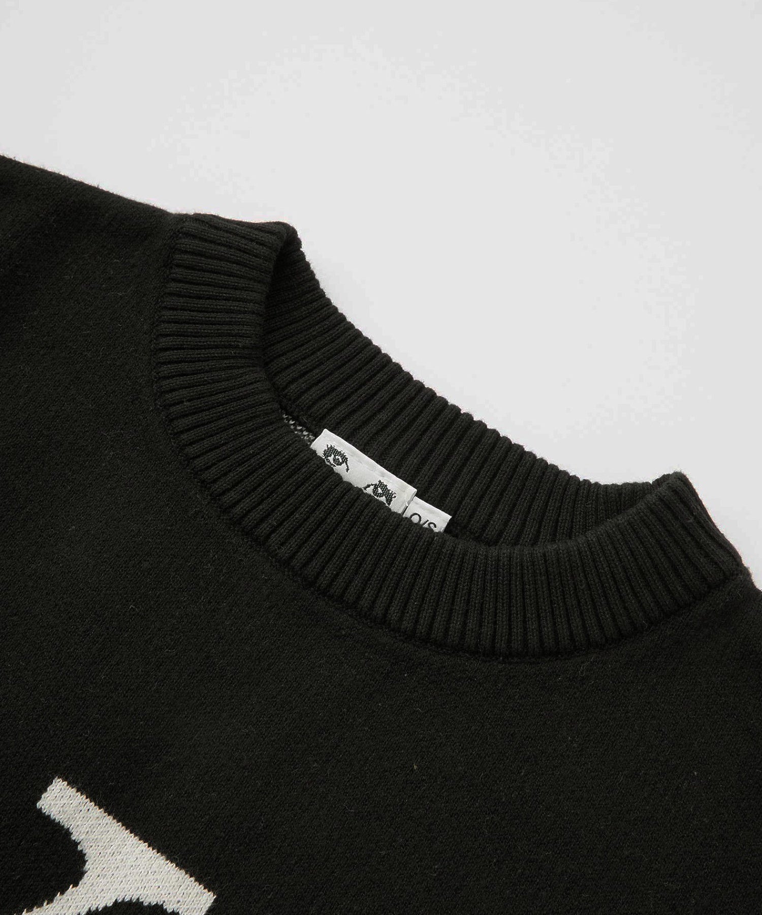 XG MONOGRAM LOGO JACQUARD KNIT TOP