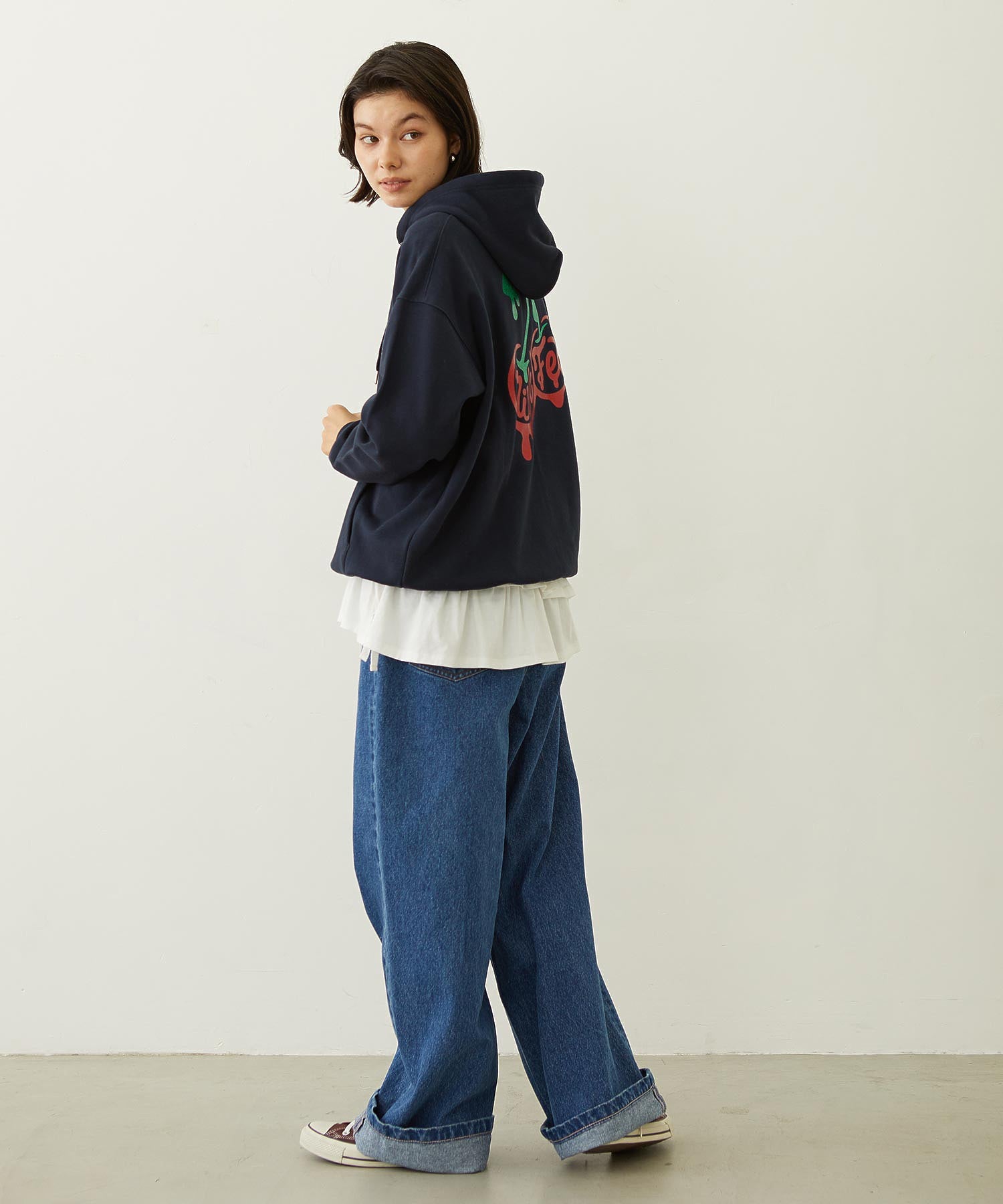 MELTY CHERRY SWEAT HOODIE