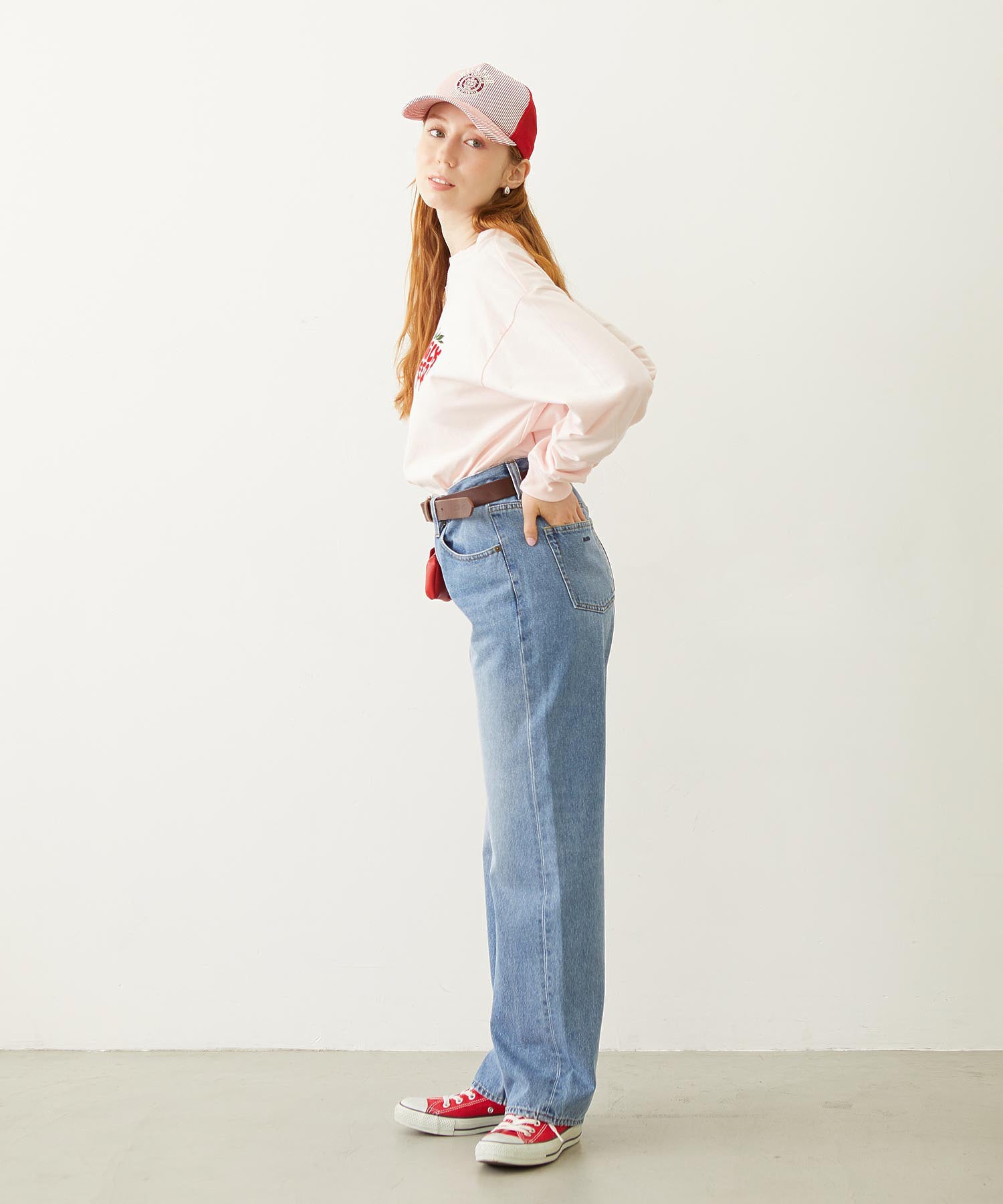MILKFED. EMBROIDERED DENIM PANTS