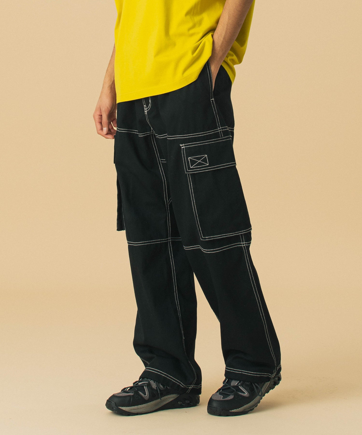 MODEL 身長183cm / 着用サイズ：Lサイズ