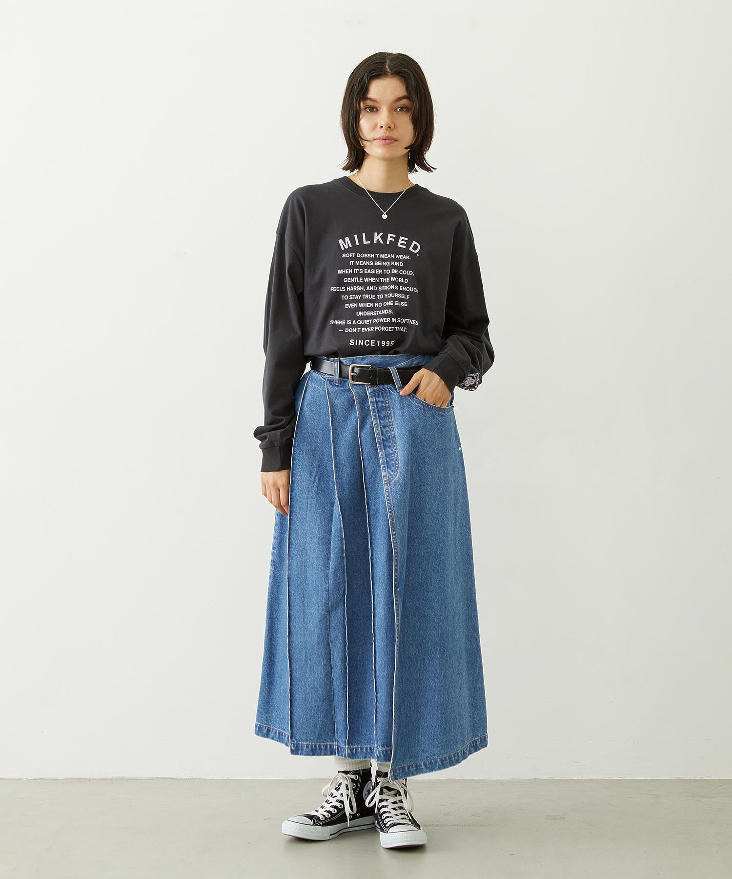 LETTER GRAPHIC L/S TEE