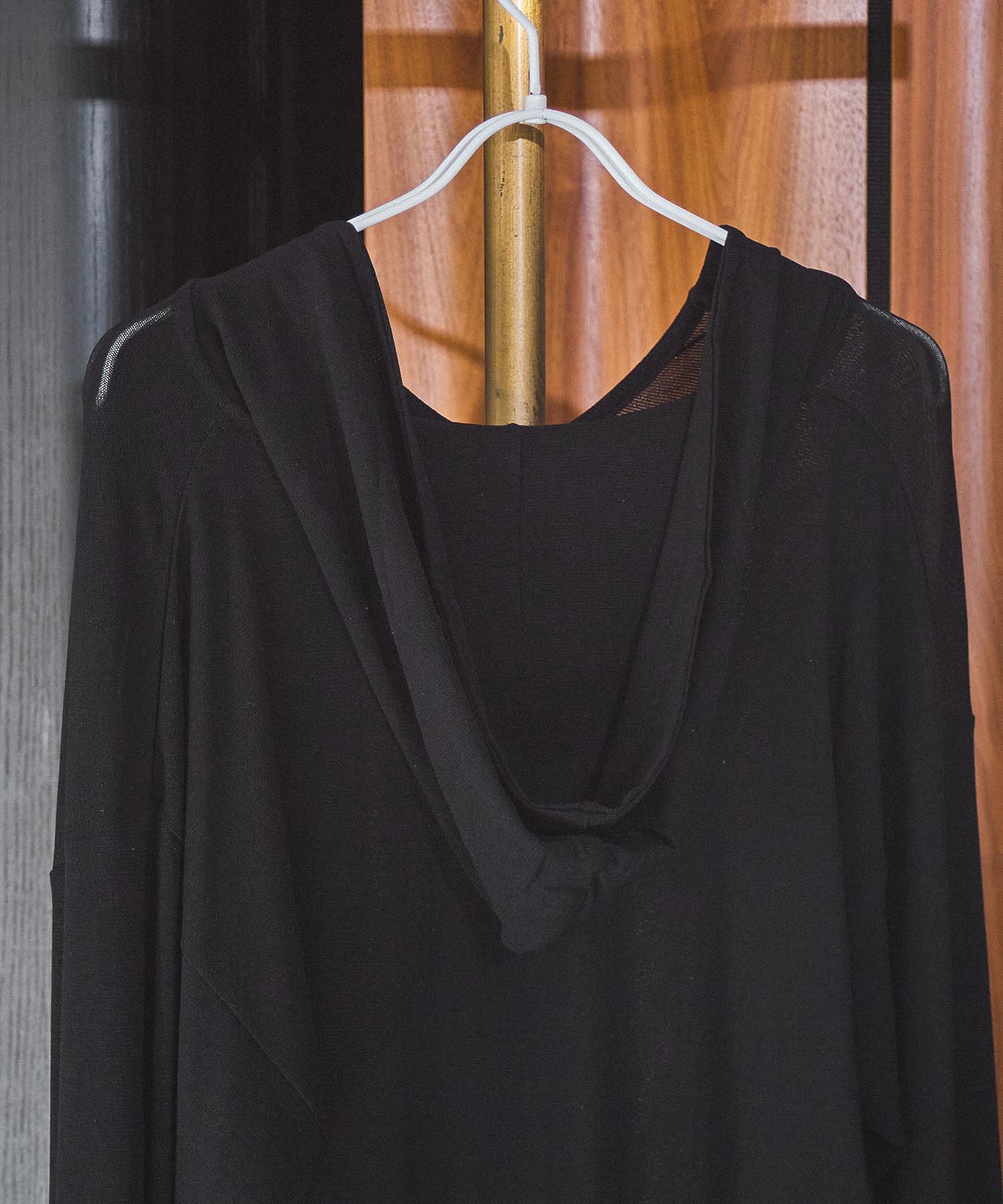 CHIGNON/SHEER HOODIE PO