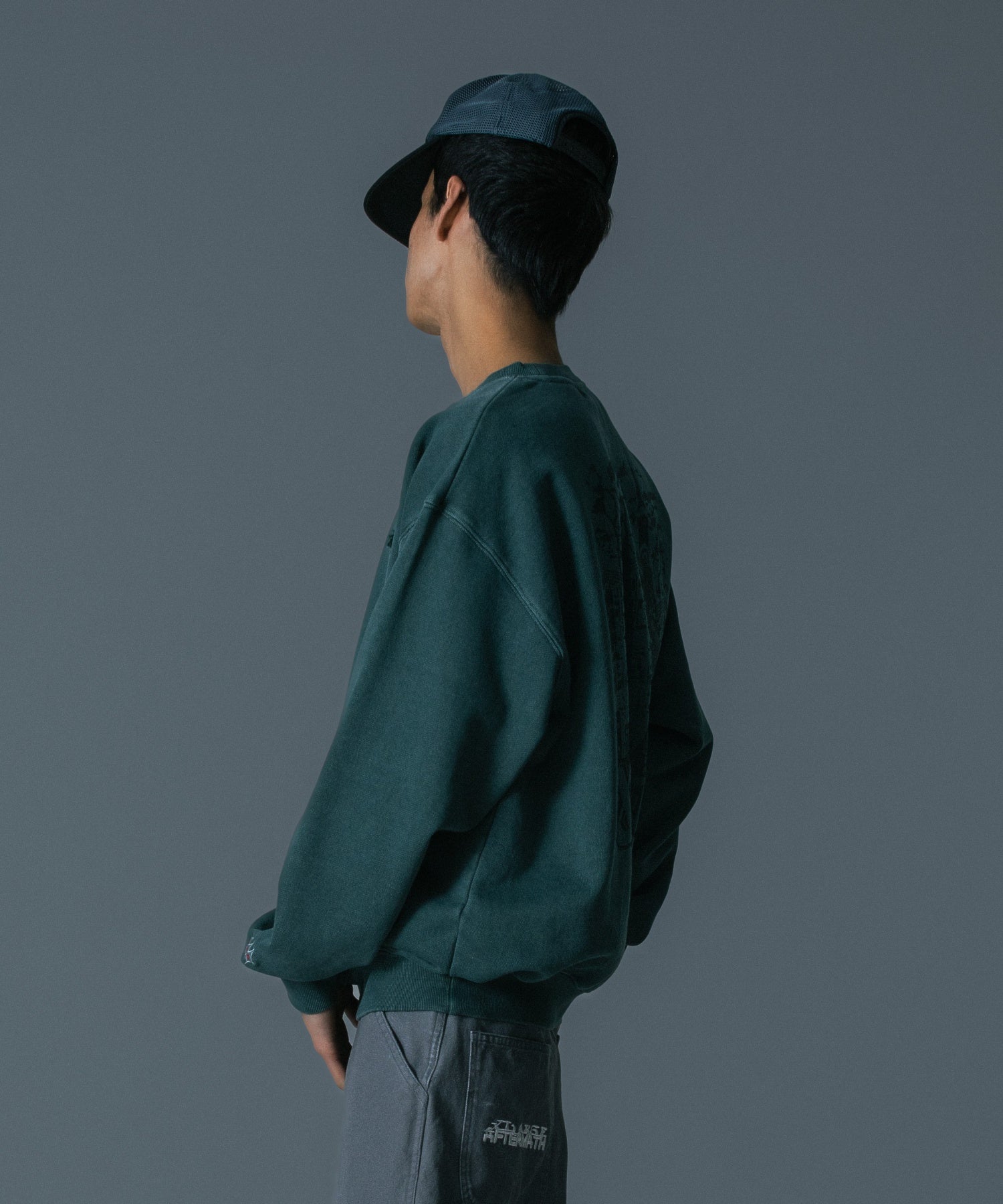XLARGE×AFTERMATH CREWNECK SWEATSHIRT