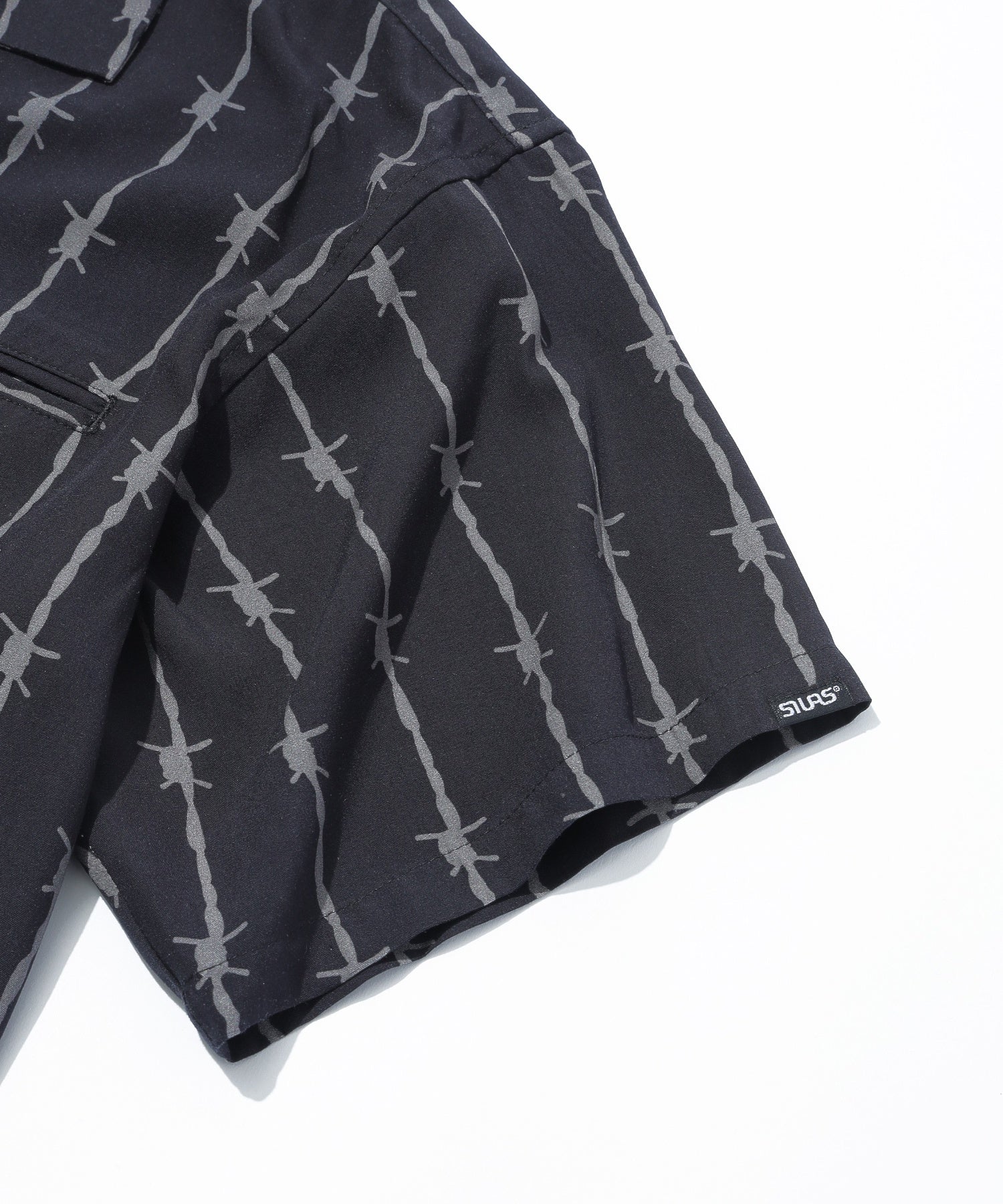 BARBED WIRE S/S OPEN COLLAR SHIRT