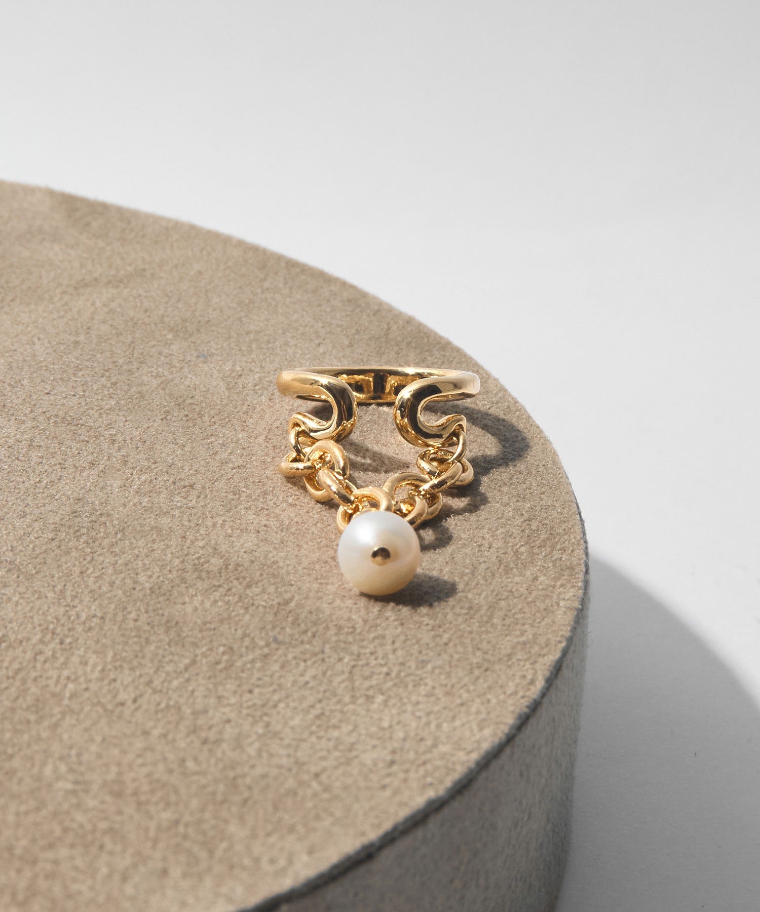 loni/IVY PEARL CHAIN RING