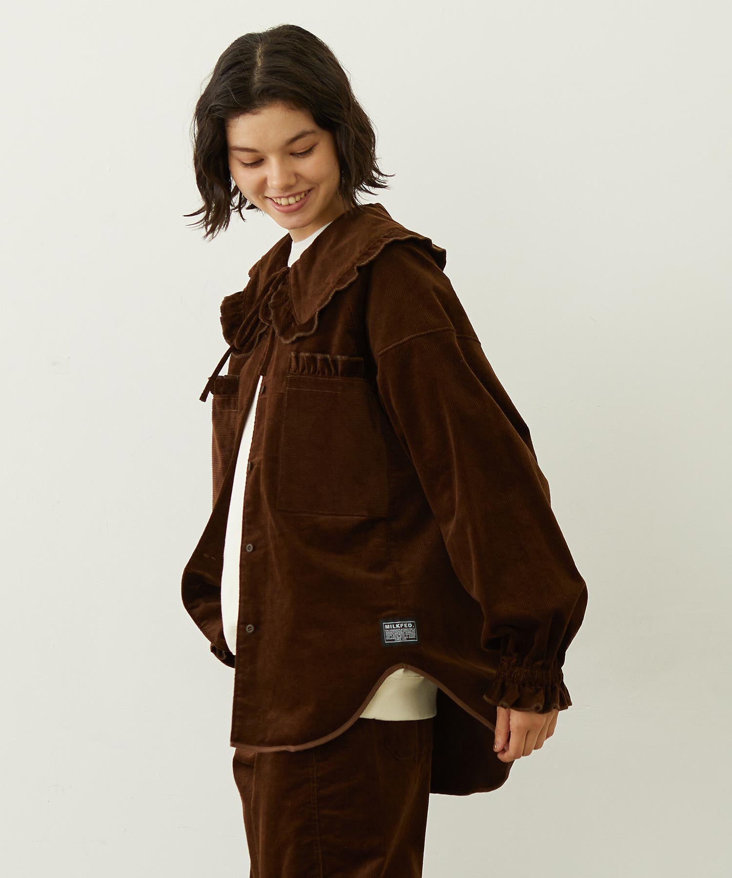 BIG COLLAR CORDUROY SHIRT