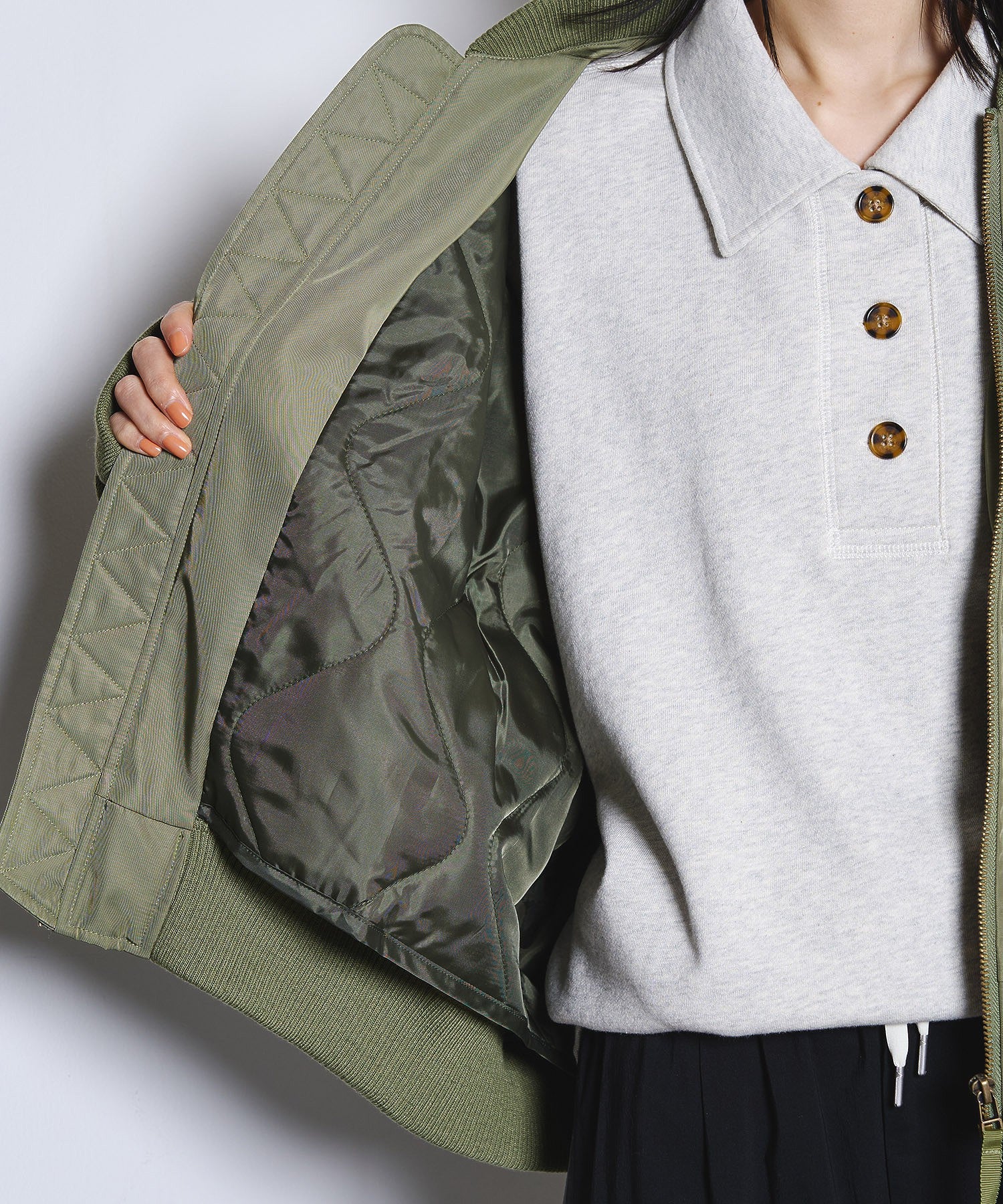 GENE HEAVENS/PANEL SHORT MA1