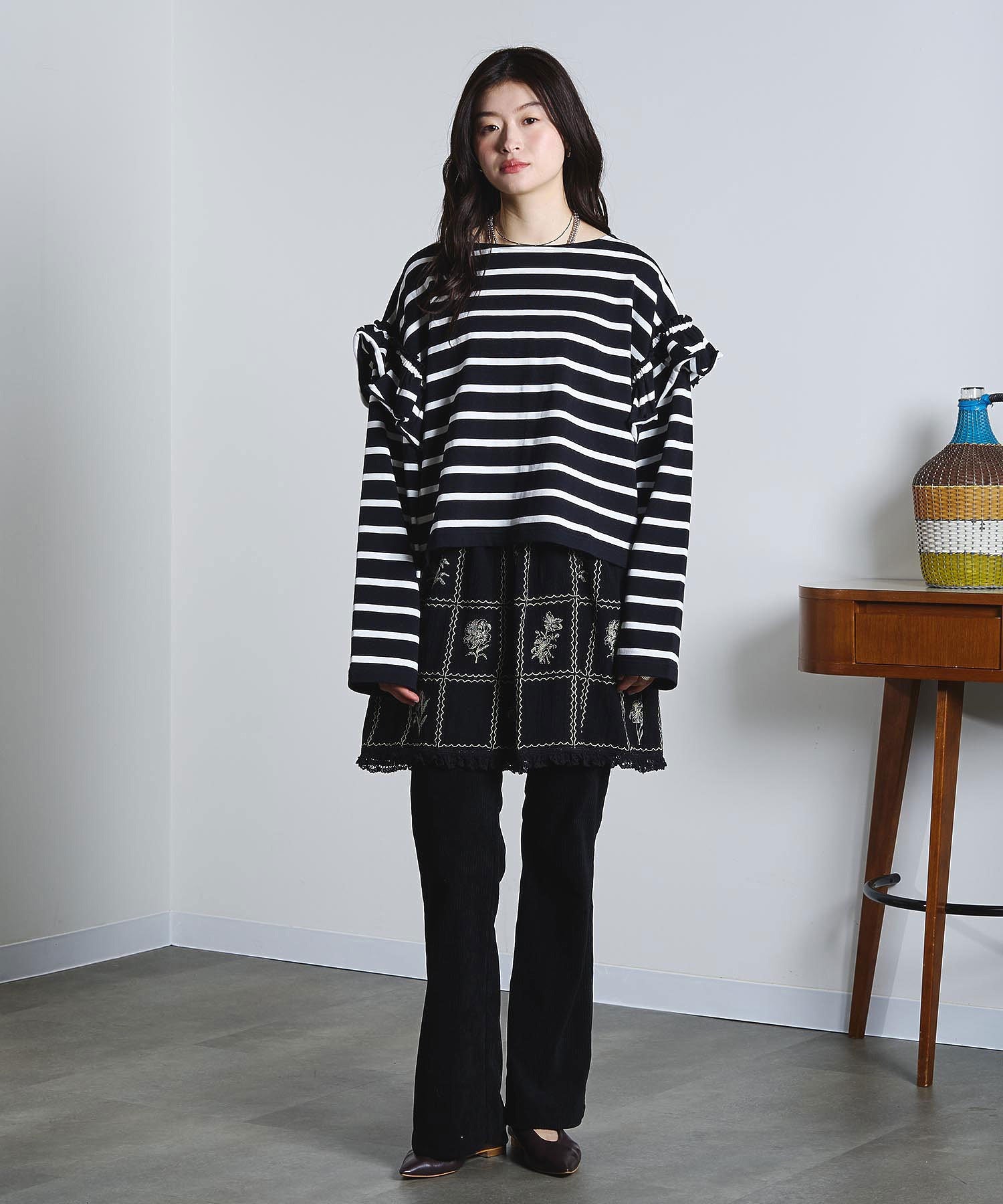mag.by c/FRILL STRIPE L/S TOP