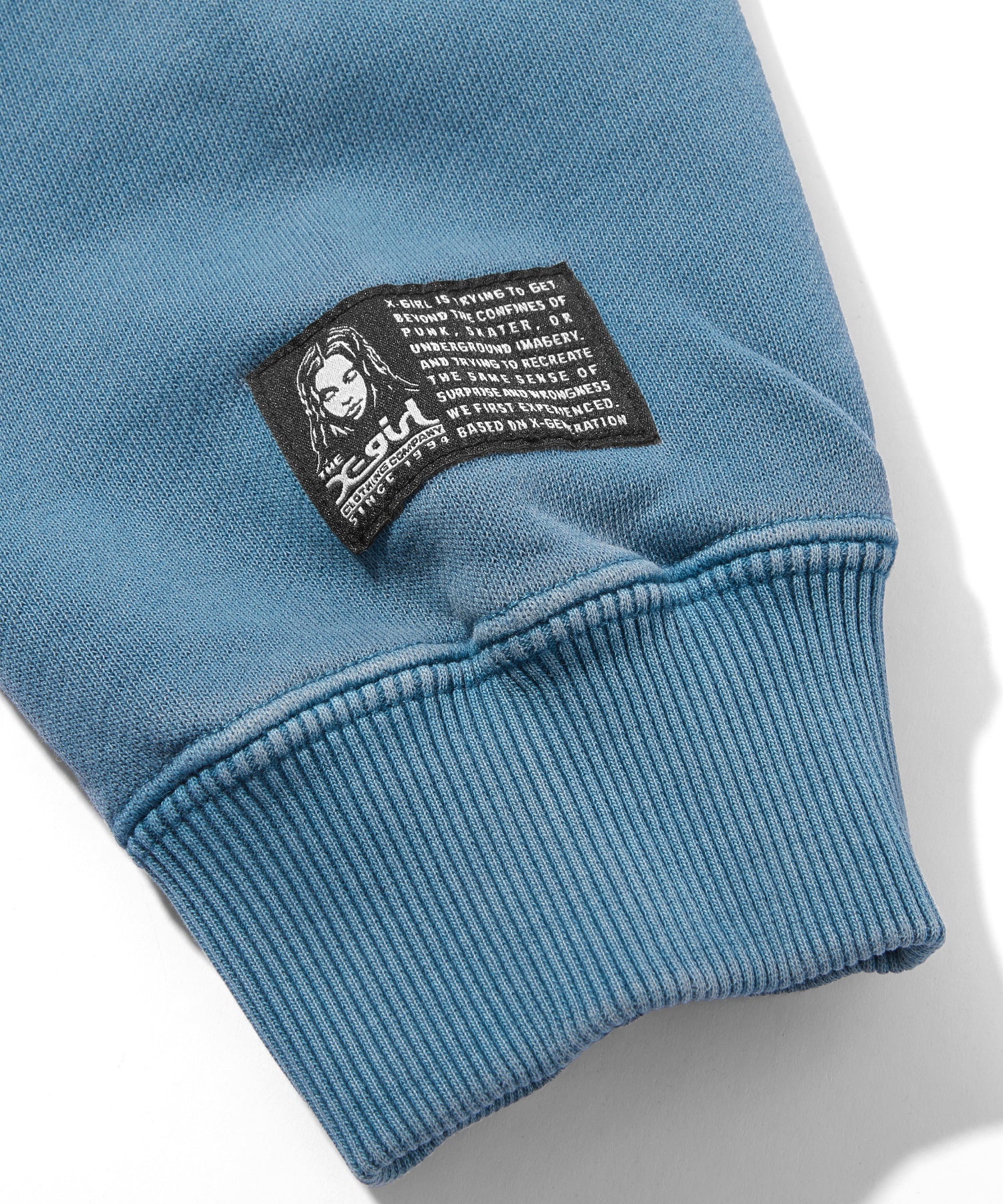 STUDDED XG LOGO ZIP UP SWEAT COMPACT HOODIE