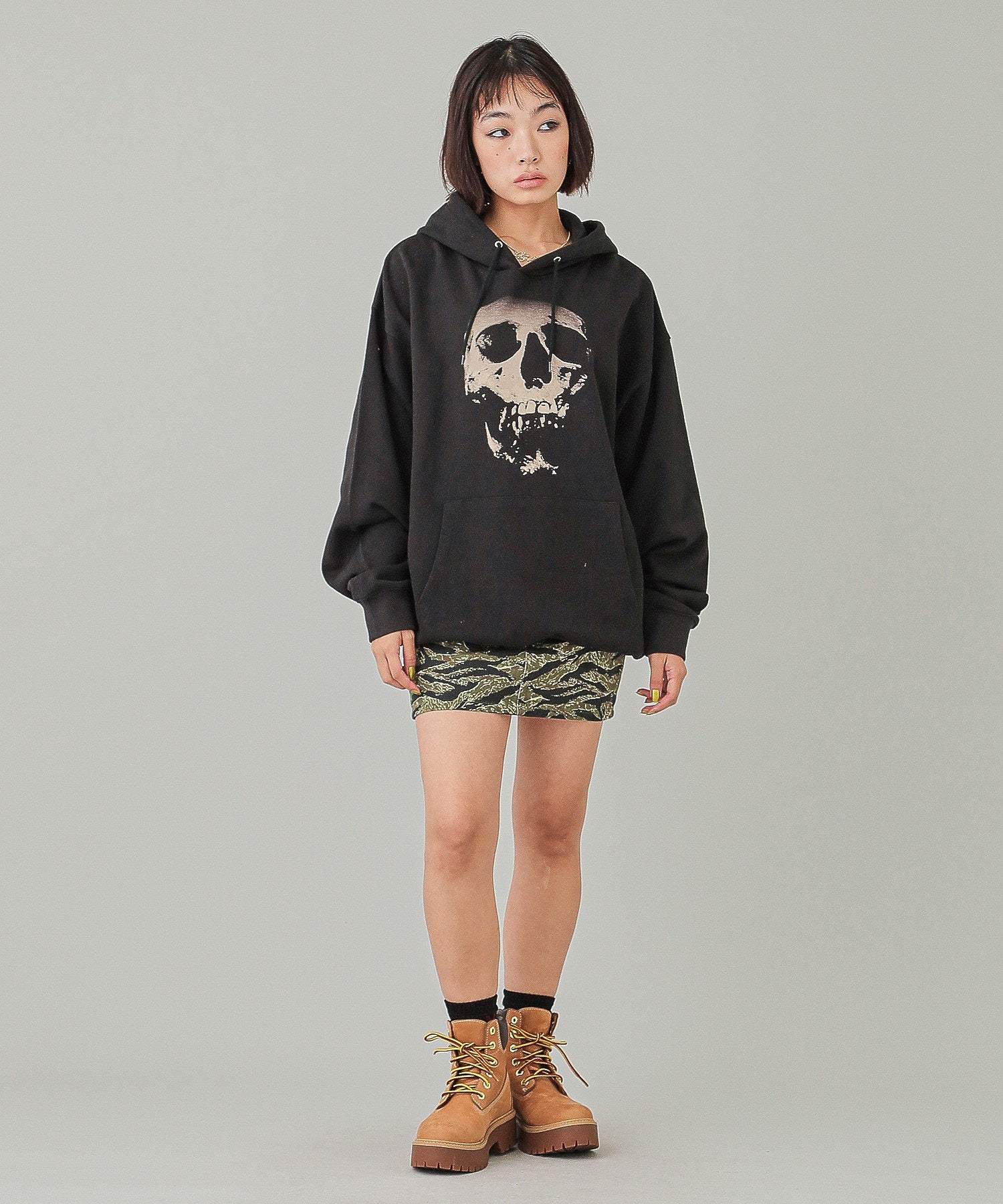 X-girl x HYSTERIC GLAMOUR SCULL AND BERRY HOODIE