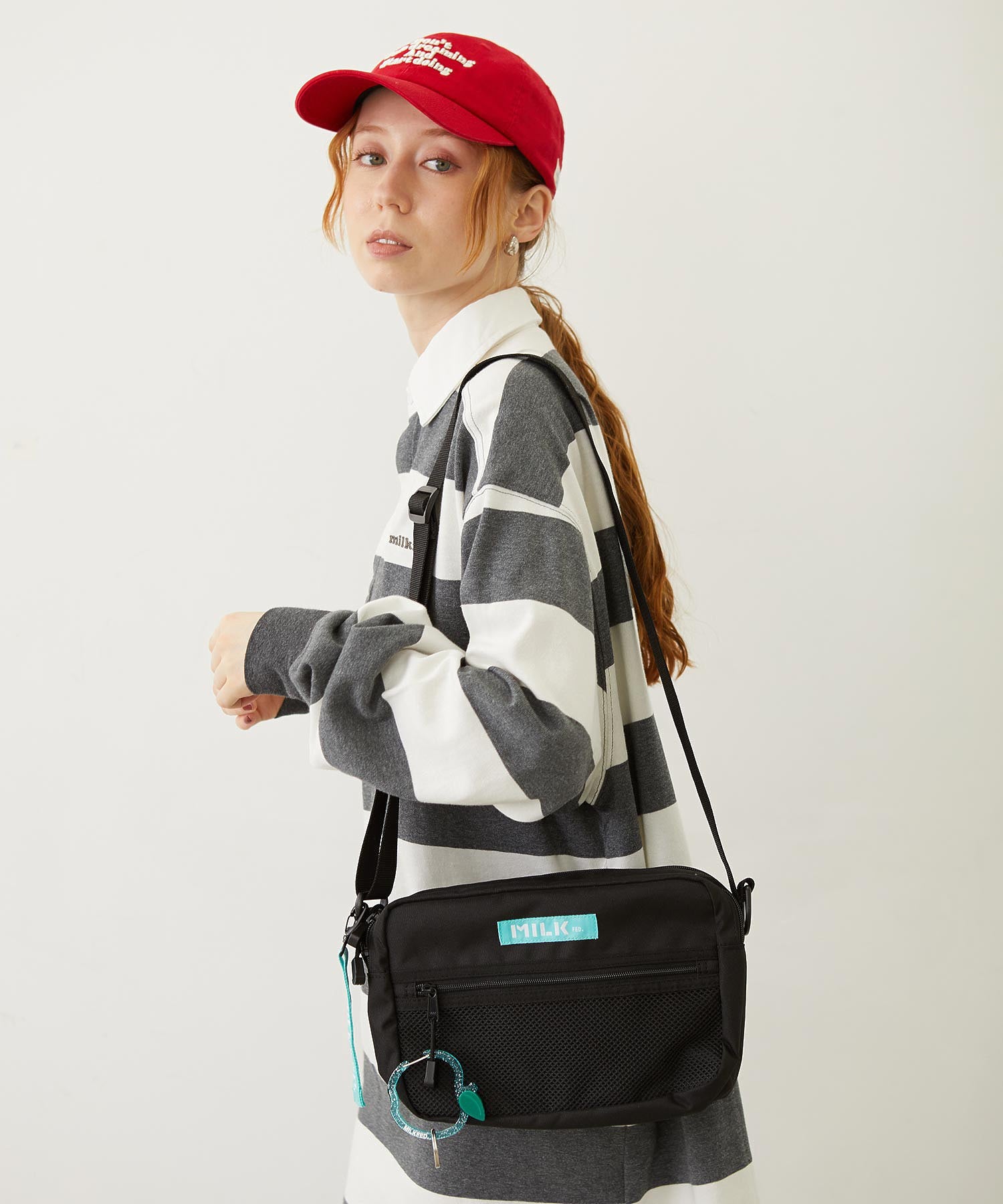 GLITTER APPLE CARABINER