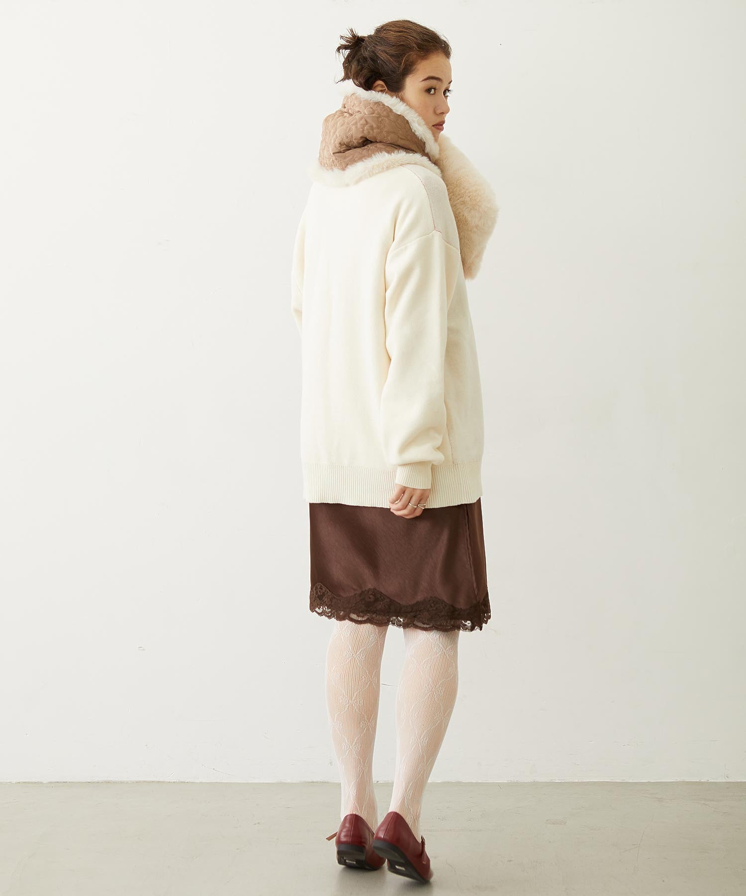 CHERRY QUILTED REVERSIBLE NYLON SCARF