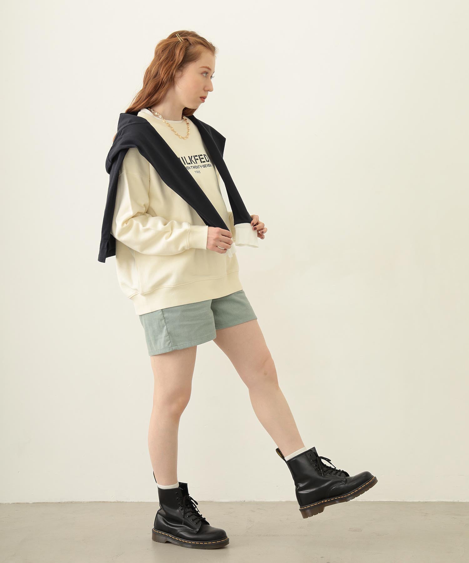 STENCIL LOGO WIDE CREW SWEAT TOP