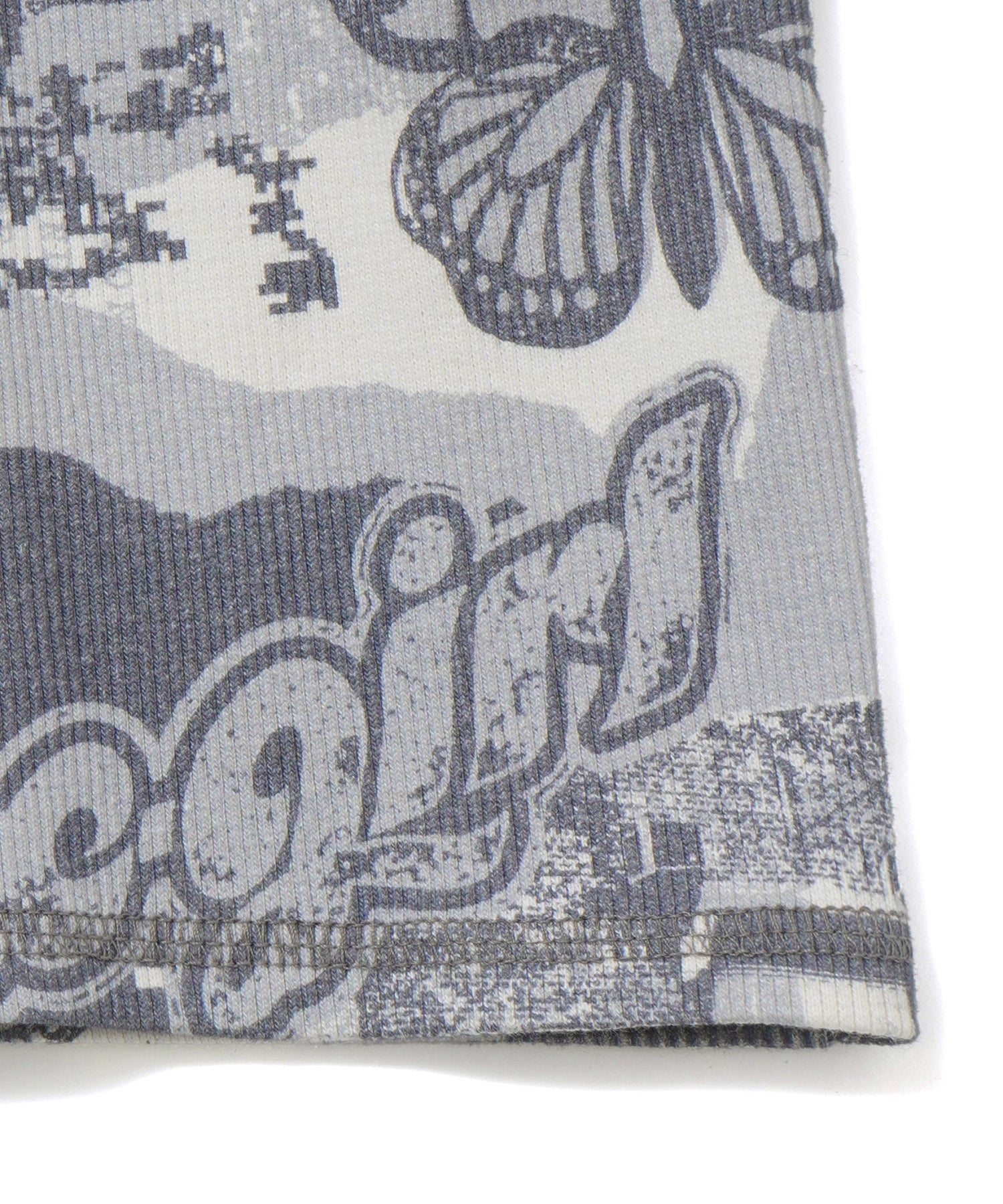 COLLAGE GRAPHIC L/S COMPACT TOP