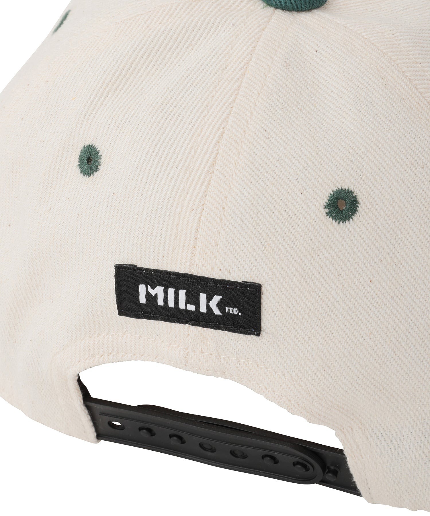 M.F.D. BICOLOR CAP MILKFED.