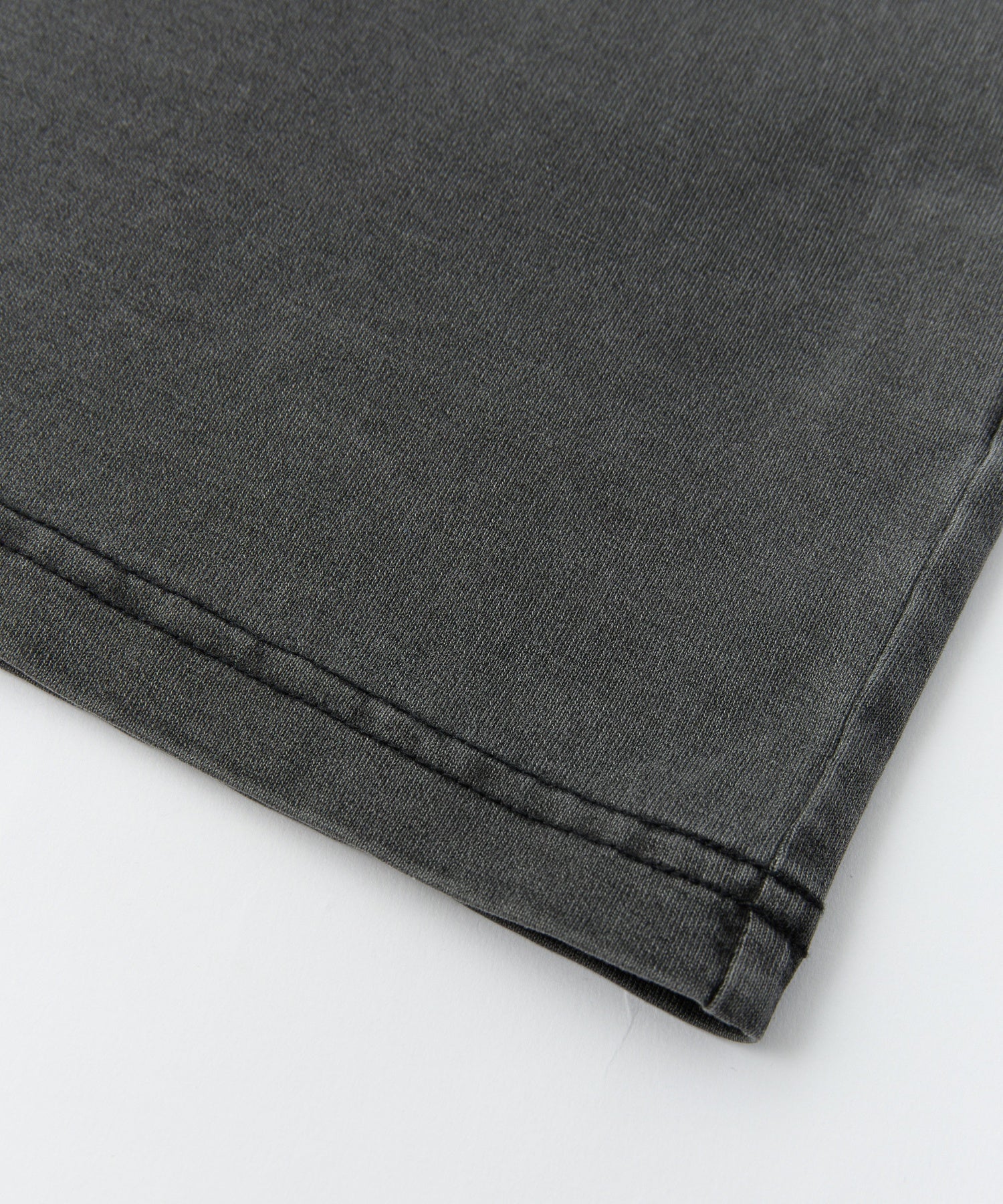 FADED SLEEVELESS TEE