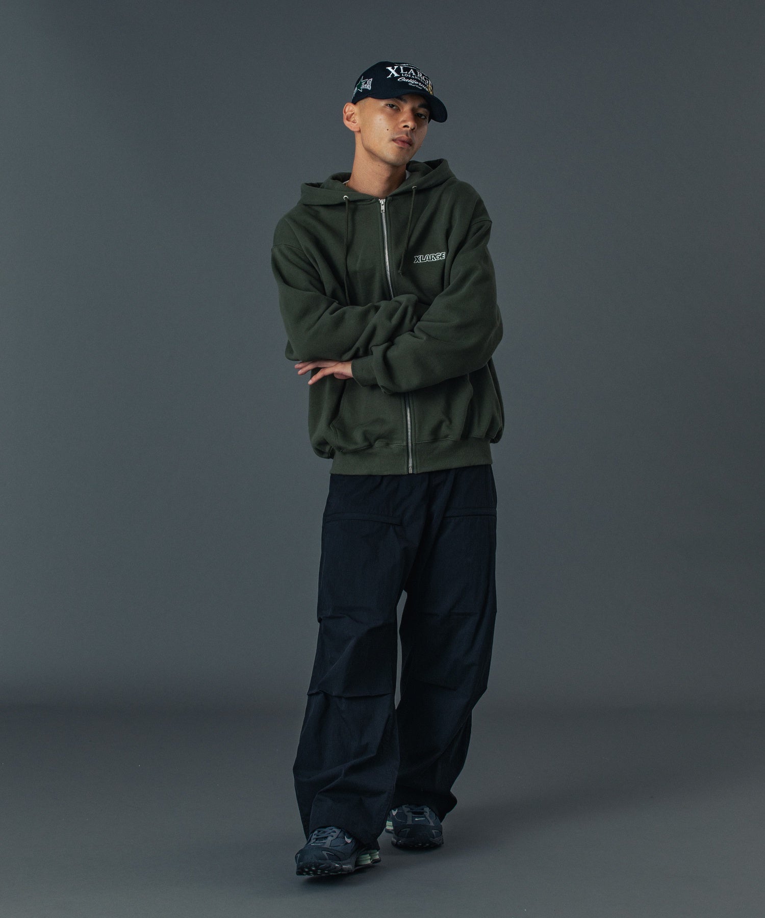 FRONT ZIP POCKET PANTS