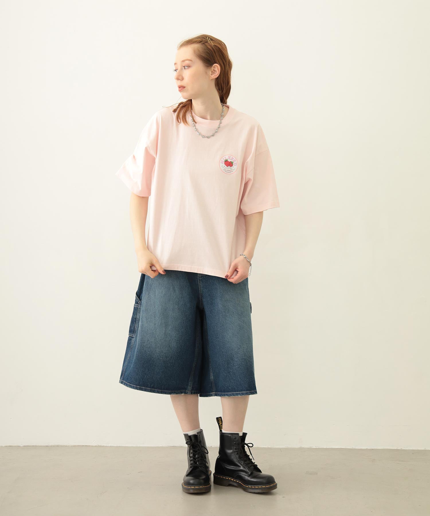 CIRCLE STRAWBERRY LOGO S/S TEE