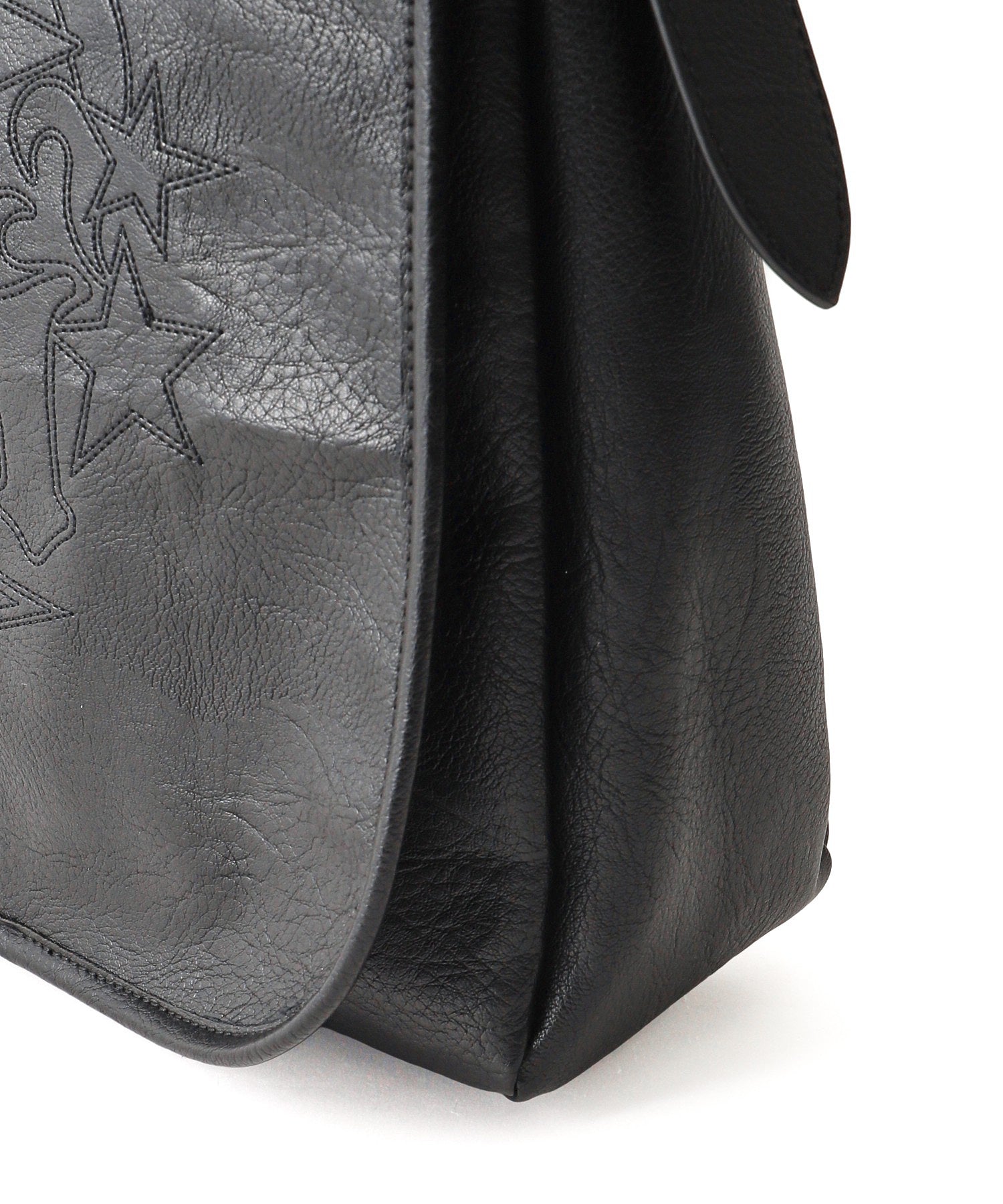 TRIBAL HEART FAUX LEATHER MESSENGER BAG