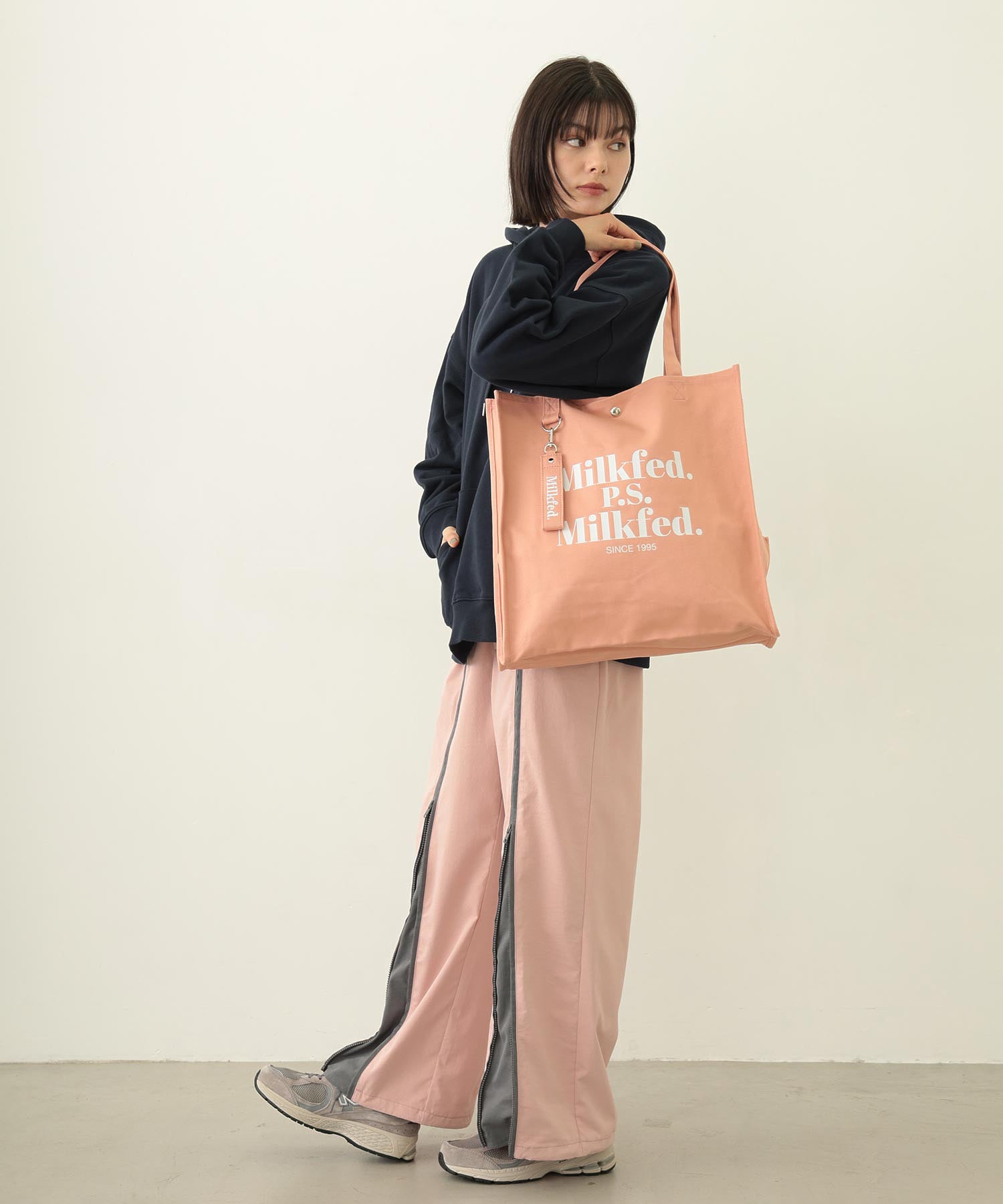 ICING LOGO WIDE SWEAT HOODIE