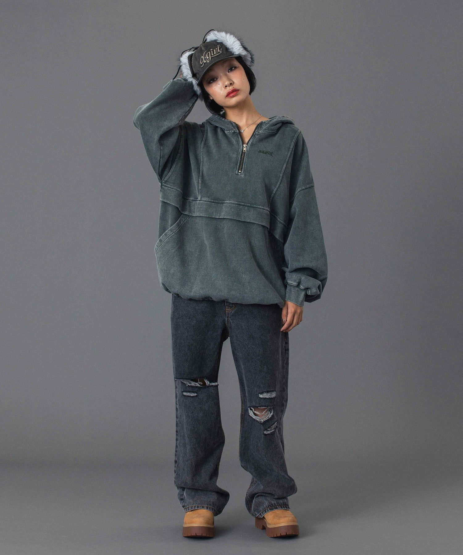 EMBOSSED LOGO PATCH EARFLAP CAP