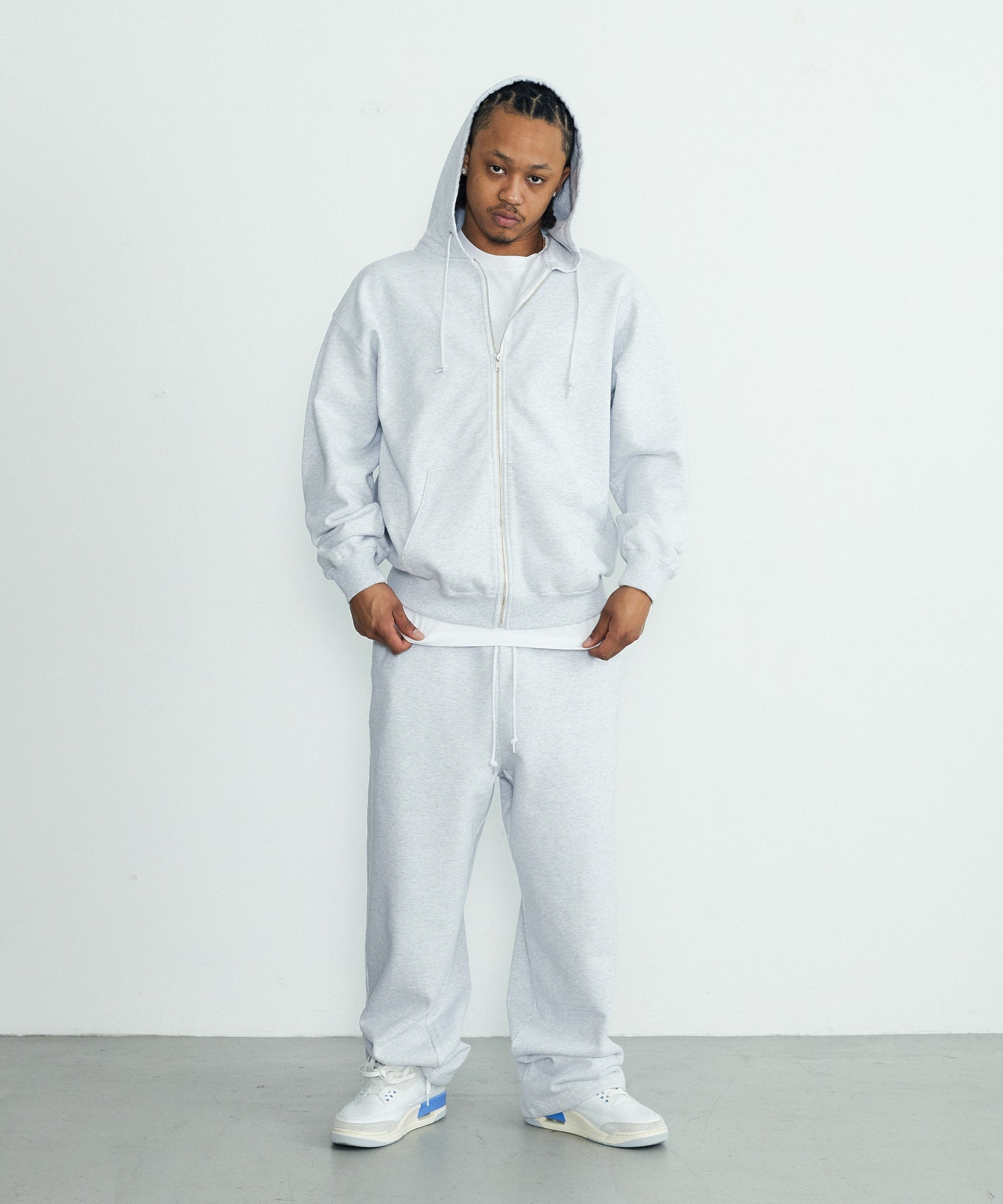 【一部WEB限定】CURSIVE WIDE SWEAT PANTS