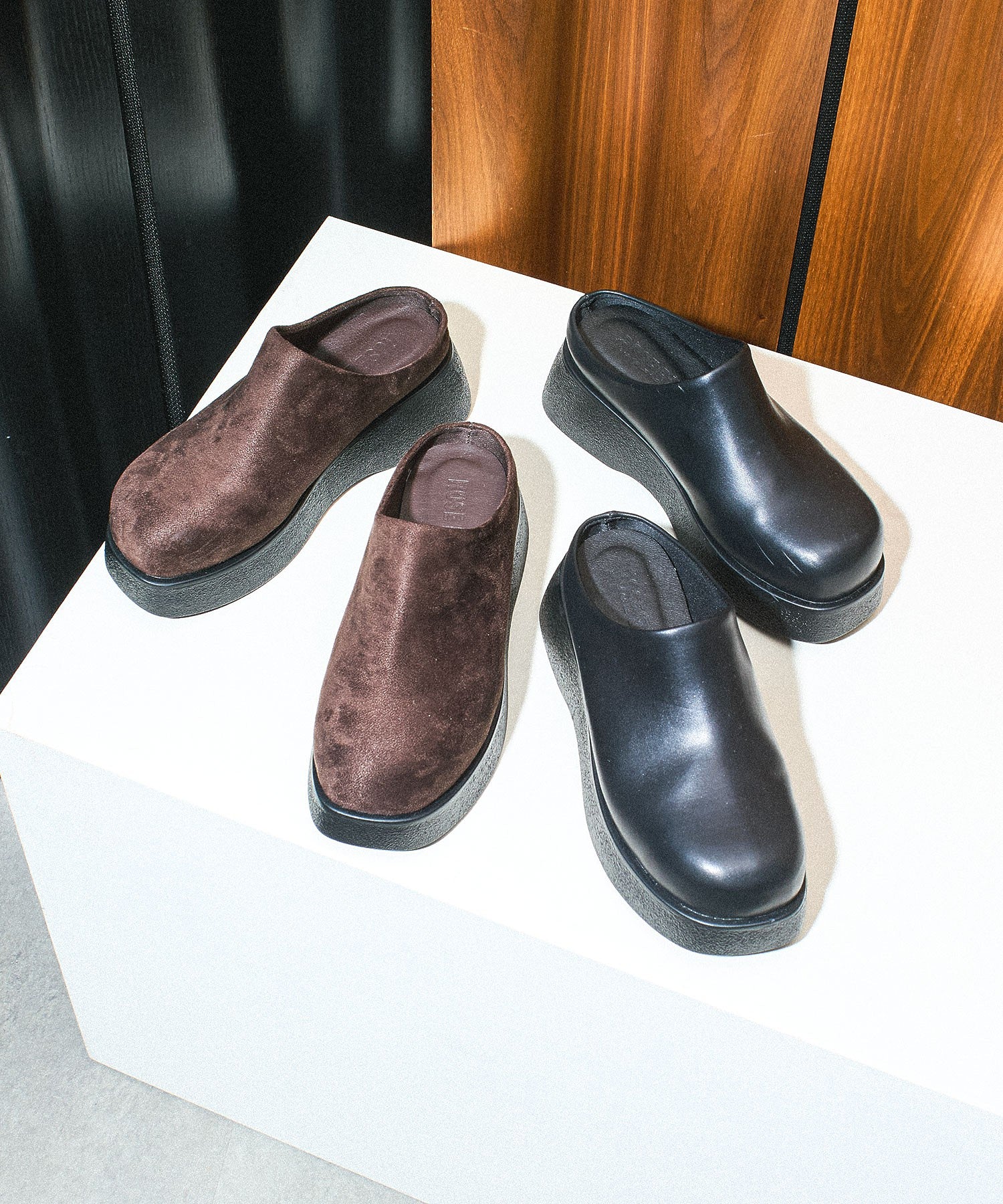 CLOG SHOES