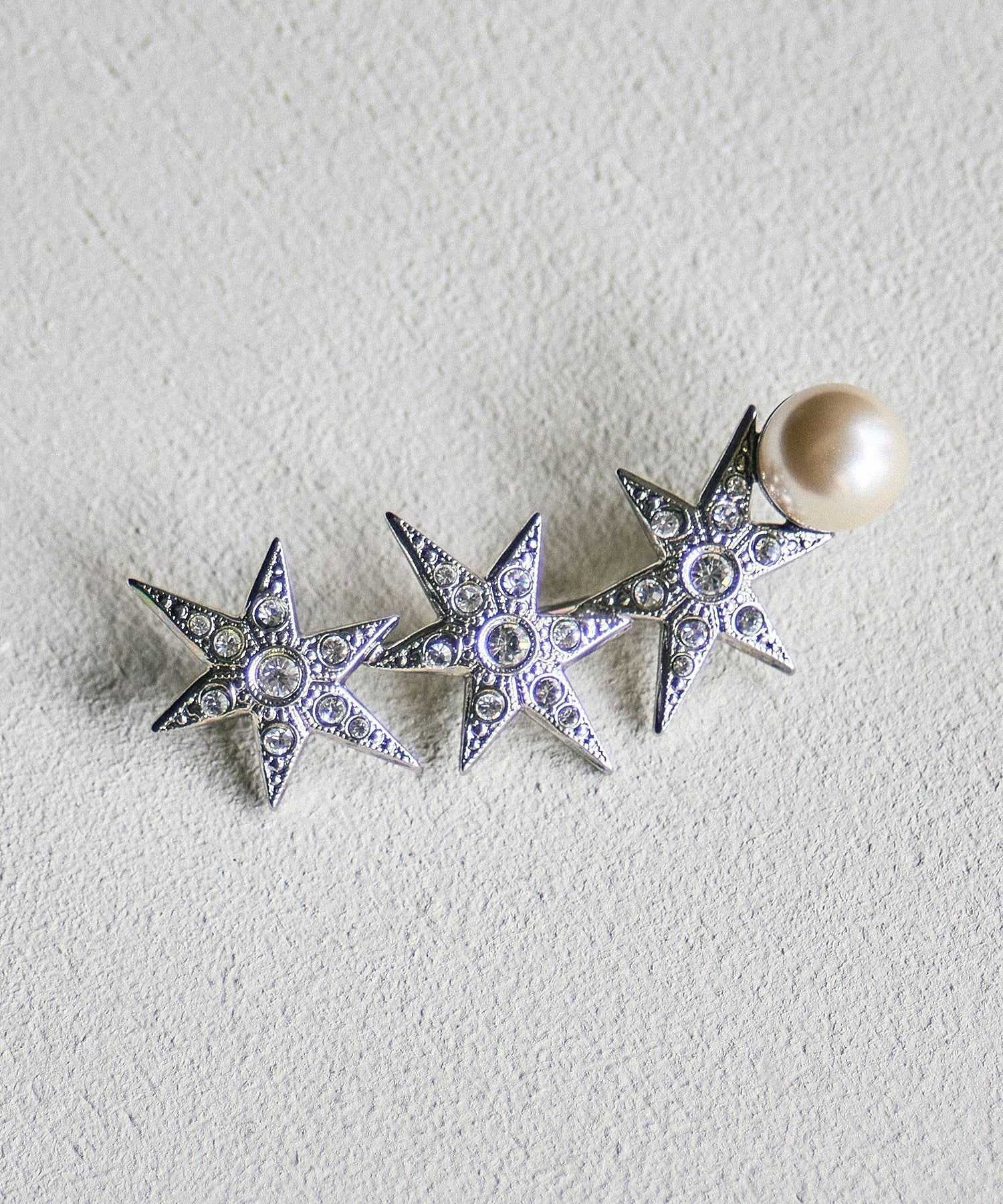 ADER.bijoux/STAR PEARL BROOCH