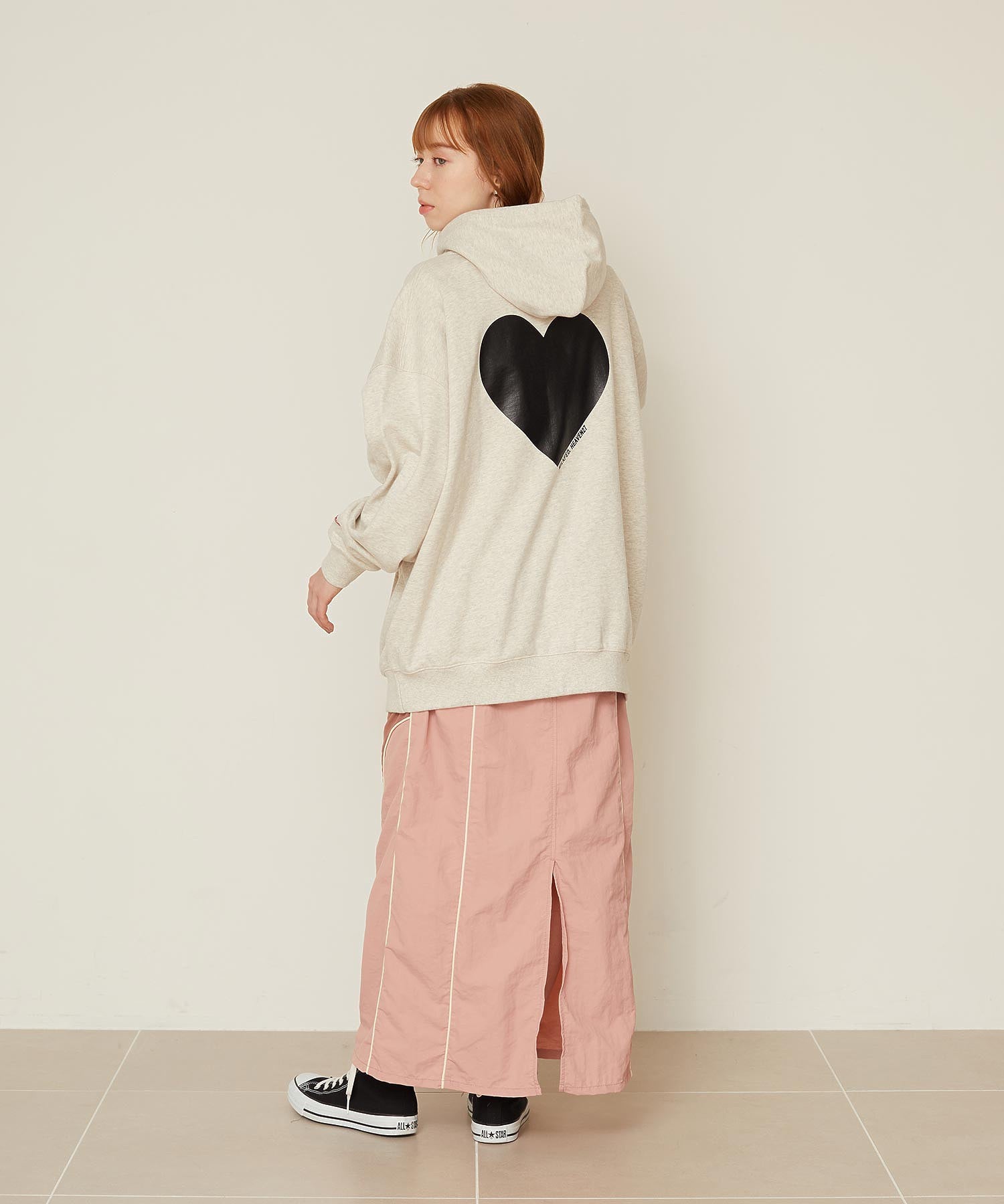 BIG HEART SWEAT HOODIE