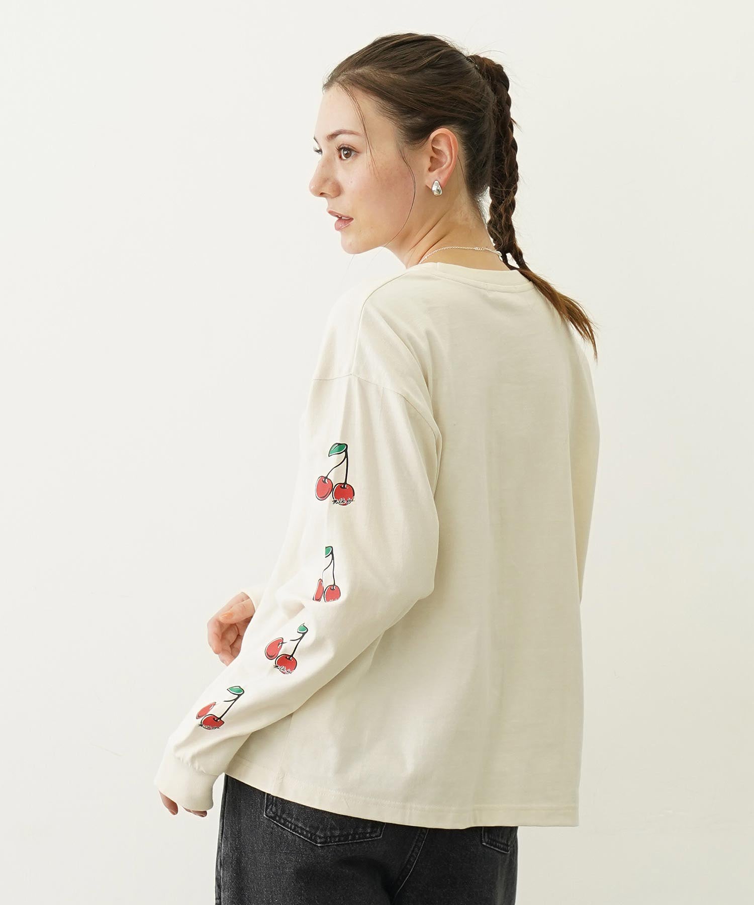 SIDE CHERRIES WIDE L/S TEE